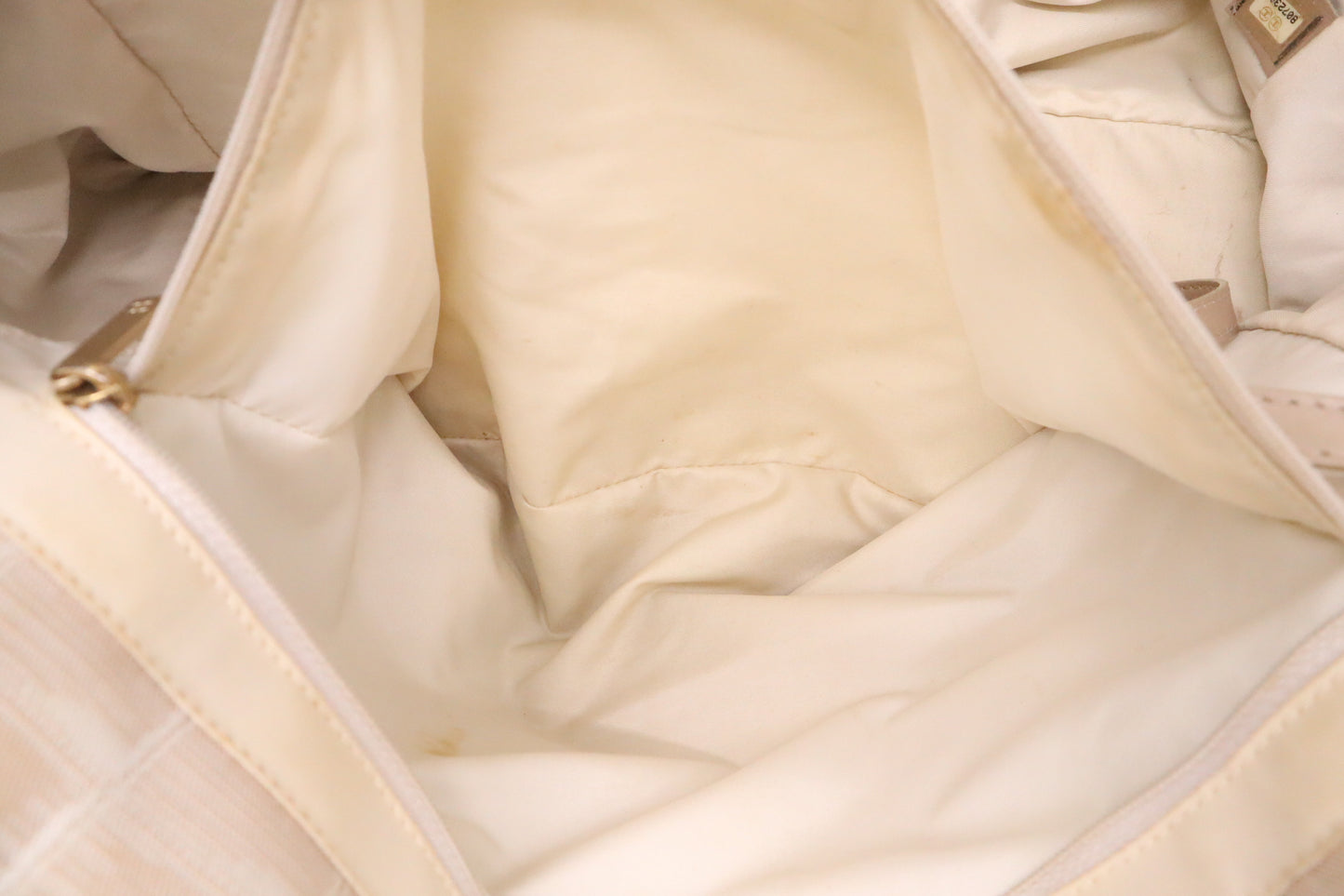 Chanel Tote Bag in Beige New Travel Line Canvas