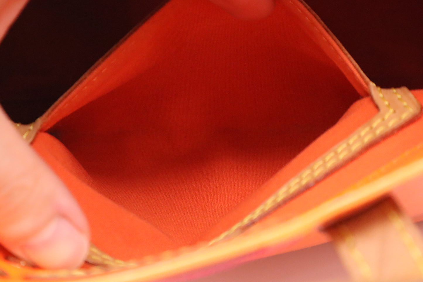 Louis Vuitton Reade PM in Orange Vernis