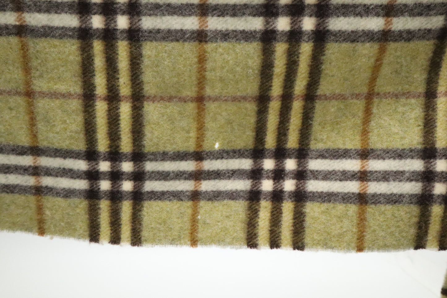 Burberry Scarf in Green Cashmere