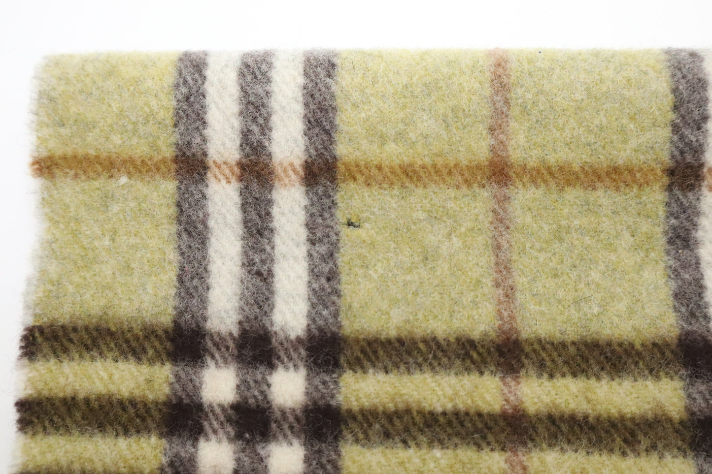 Burberry Scarf in Green Cashmere
