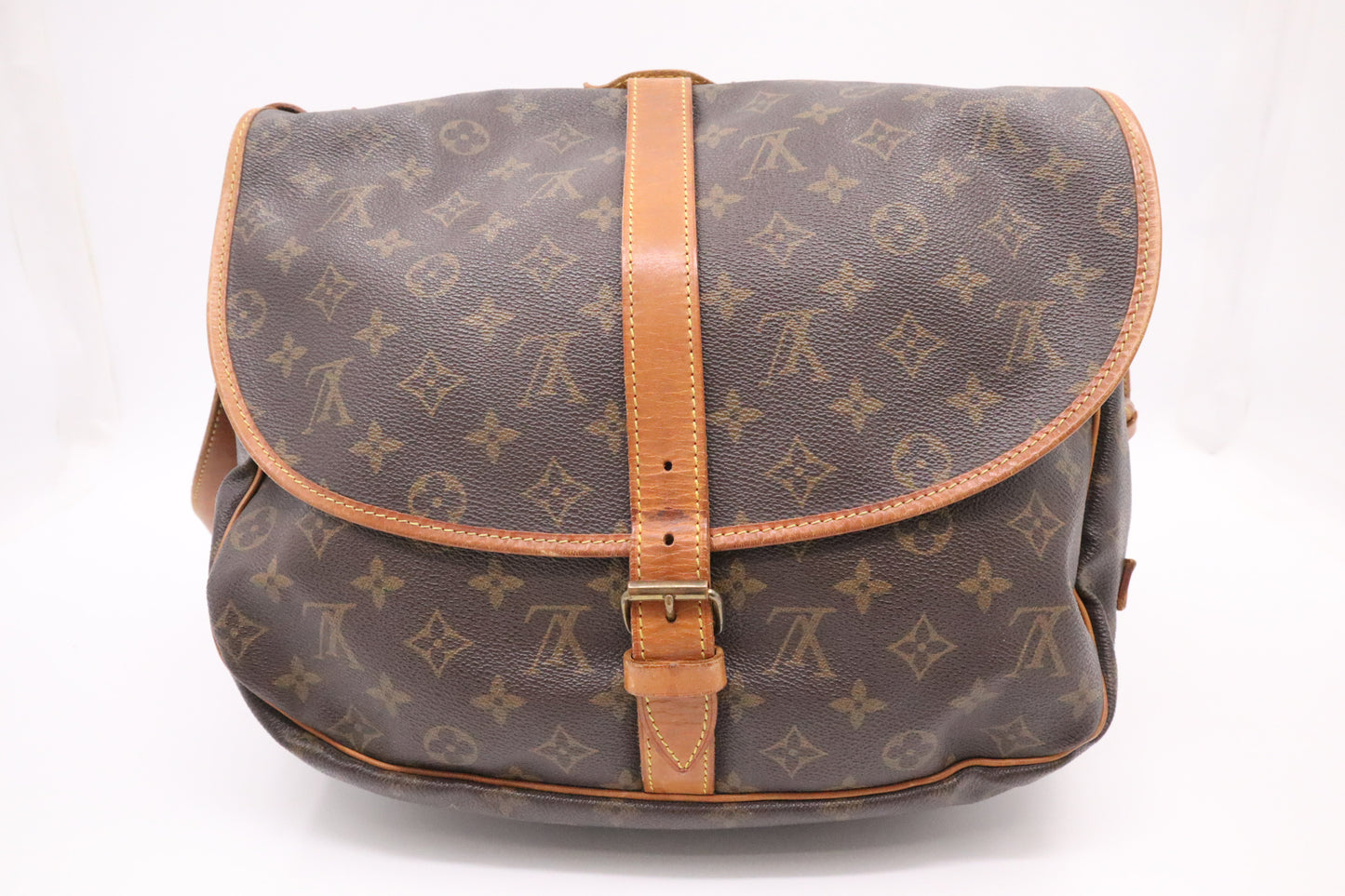 Louis Vuitton Saumur 35 in Monogram Canvas