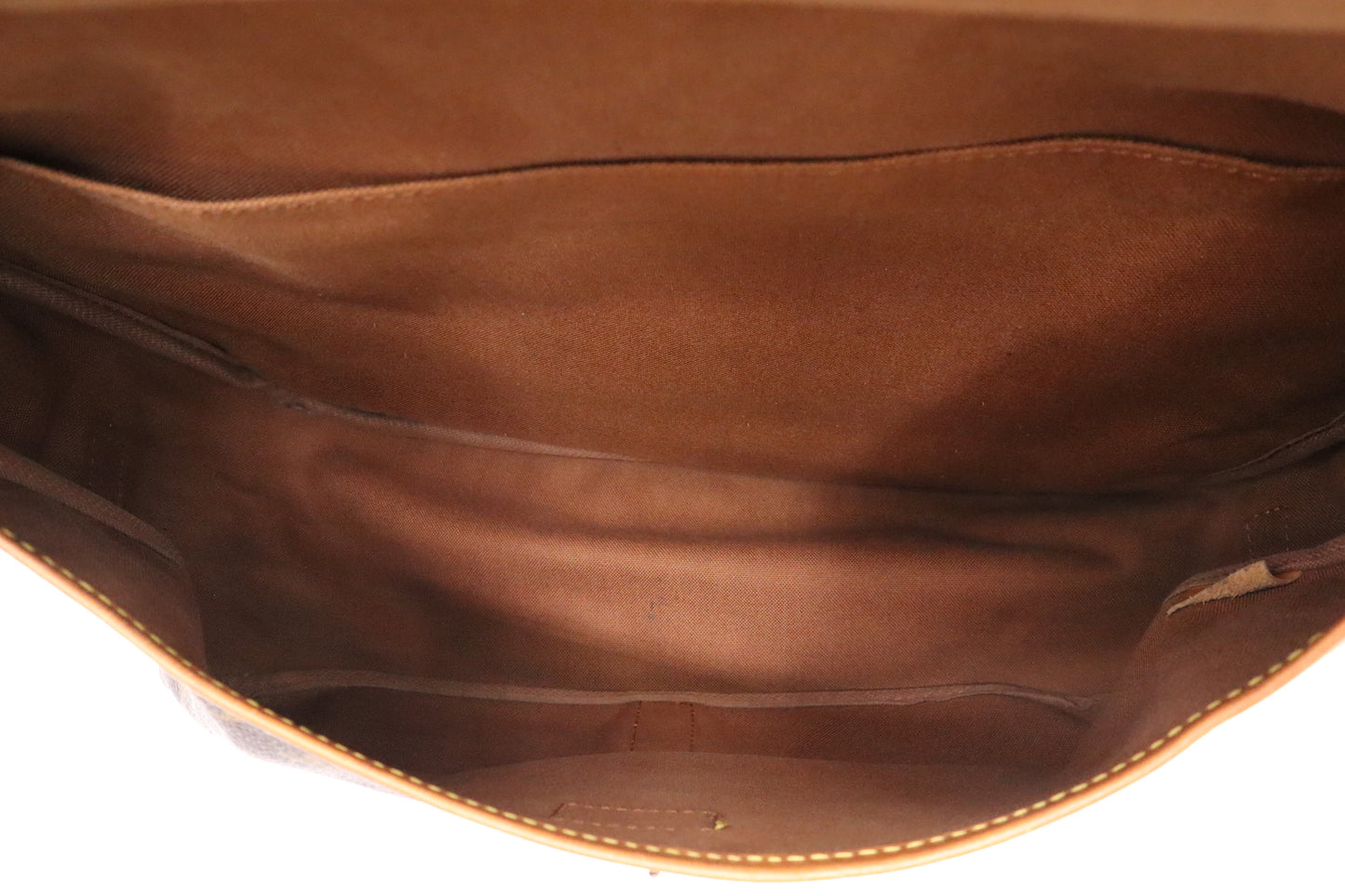 Louis Vuitton Saumur 35 in Monogram Canvas