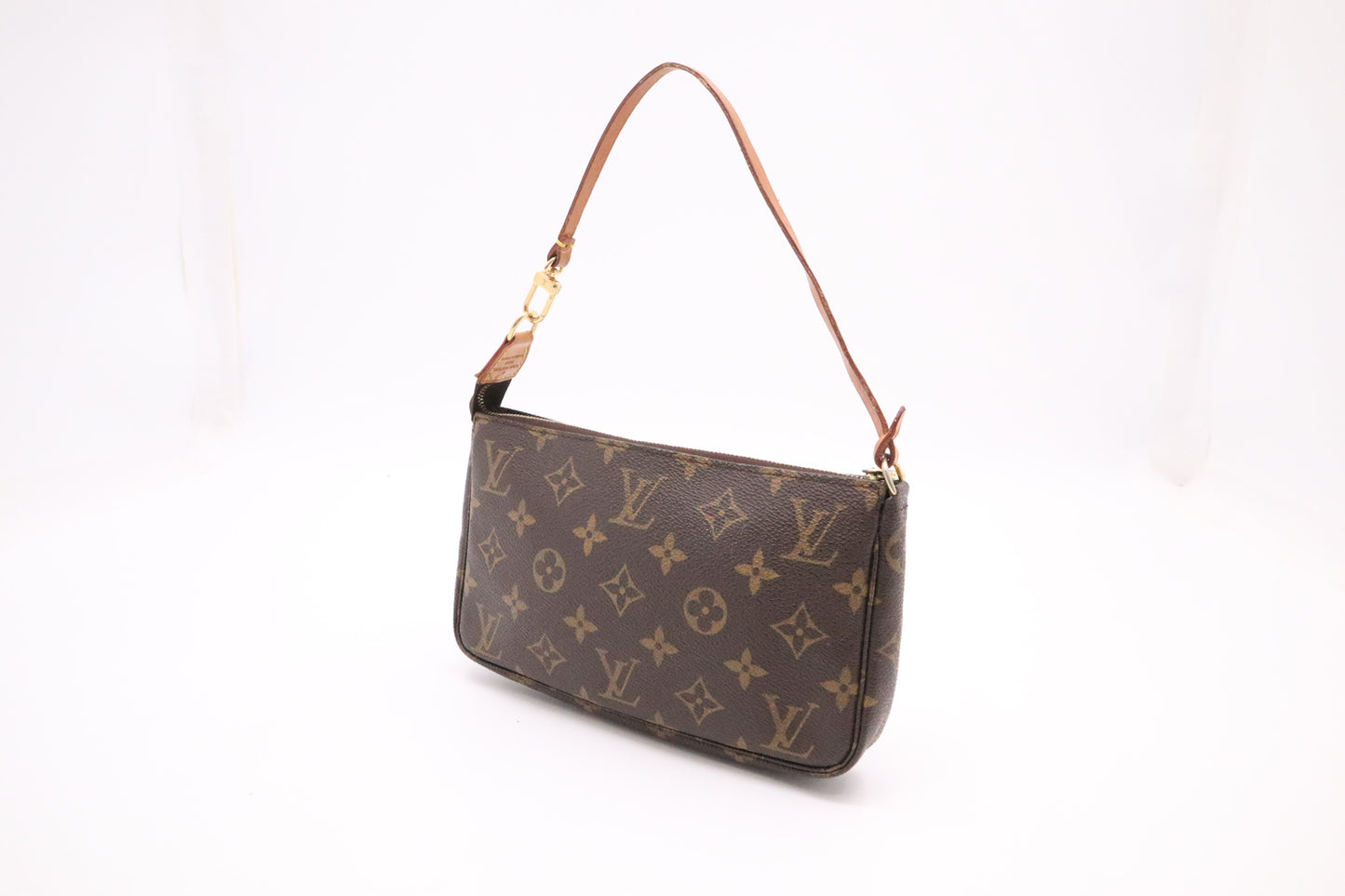 Louis Vuitton Pochette Accessoires in Monogram Canvas