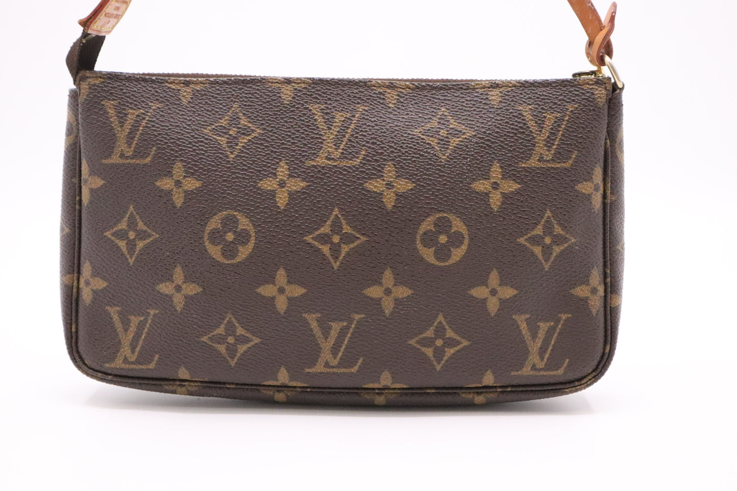 Louis Vuitton Pochette Accessoires in Monogram Canvas