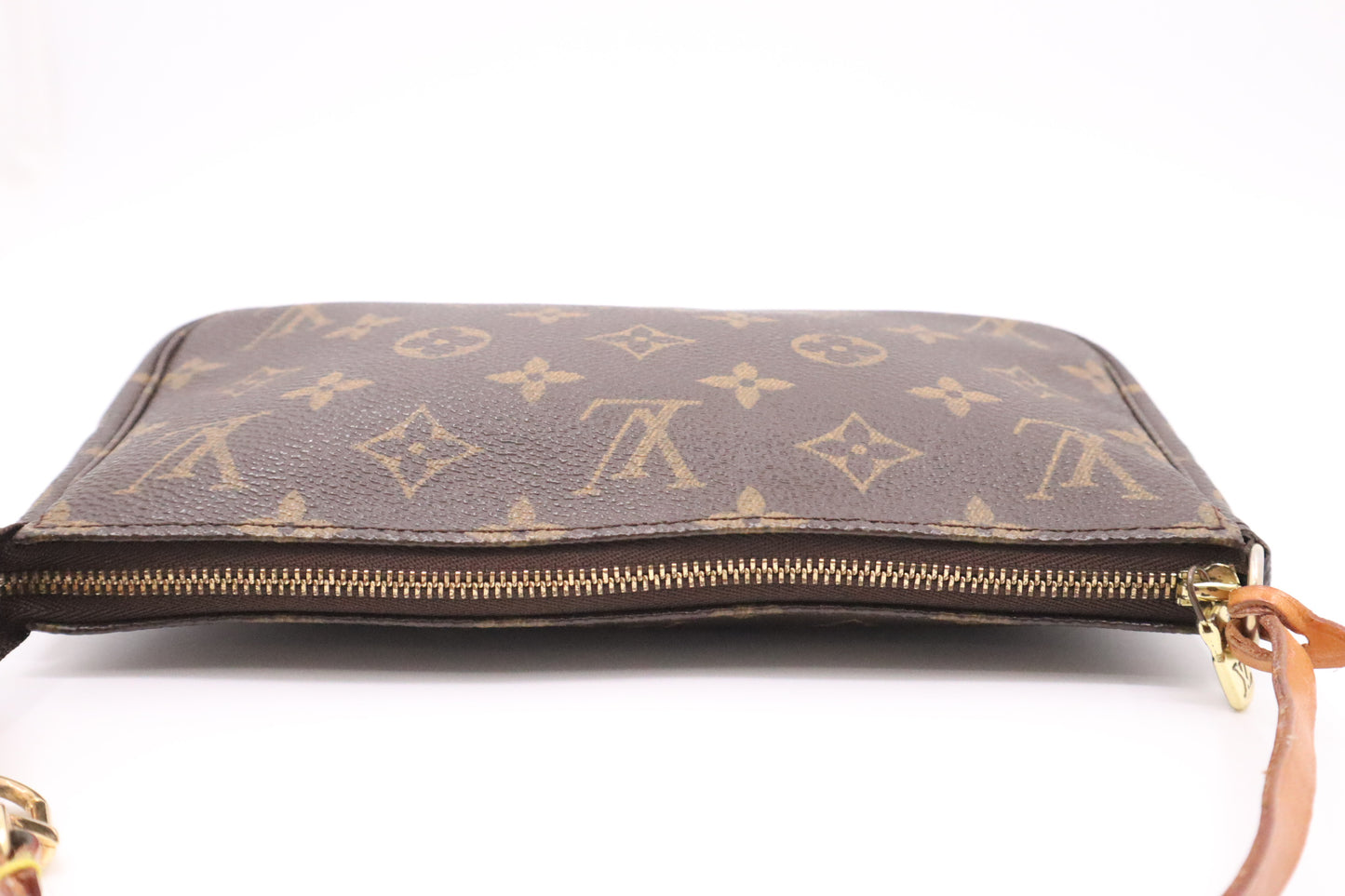 Louis Vuitton Pochette Accessoires in Monogram Canvas