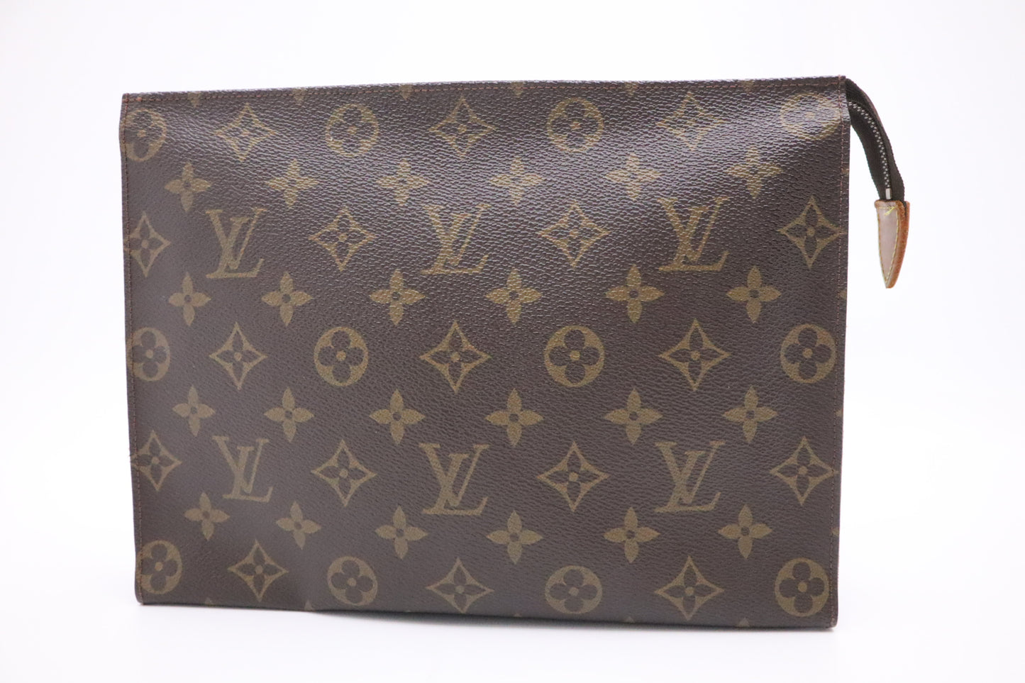 Louis Vuitton Toiletry 26 in Monogram Canvas