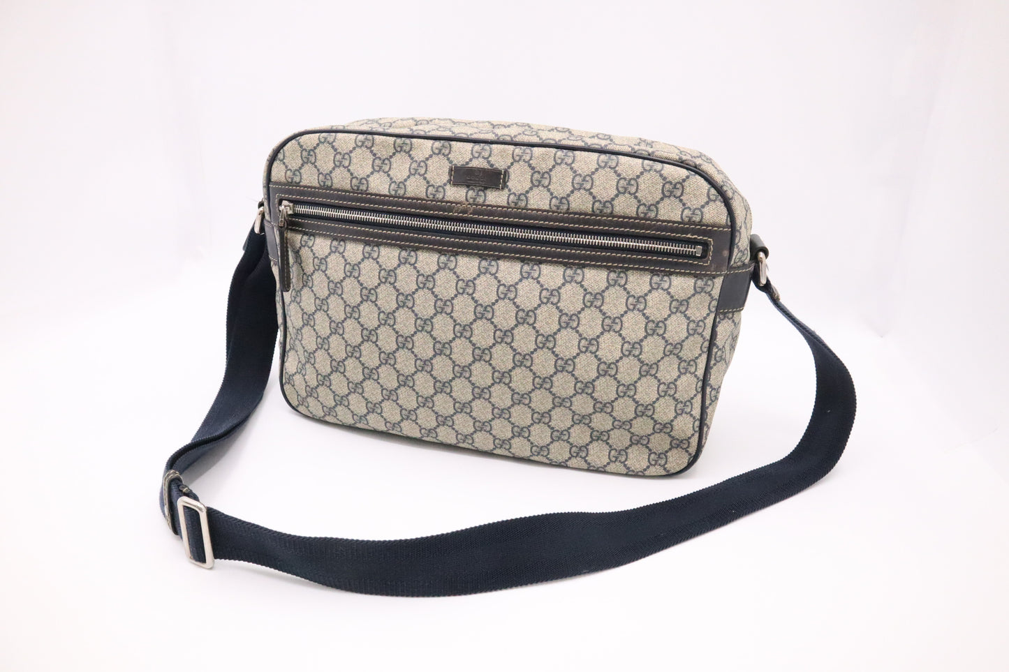 Gucci Messenger Bag in Navy Blue GG Supreme Canvas