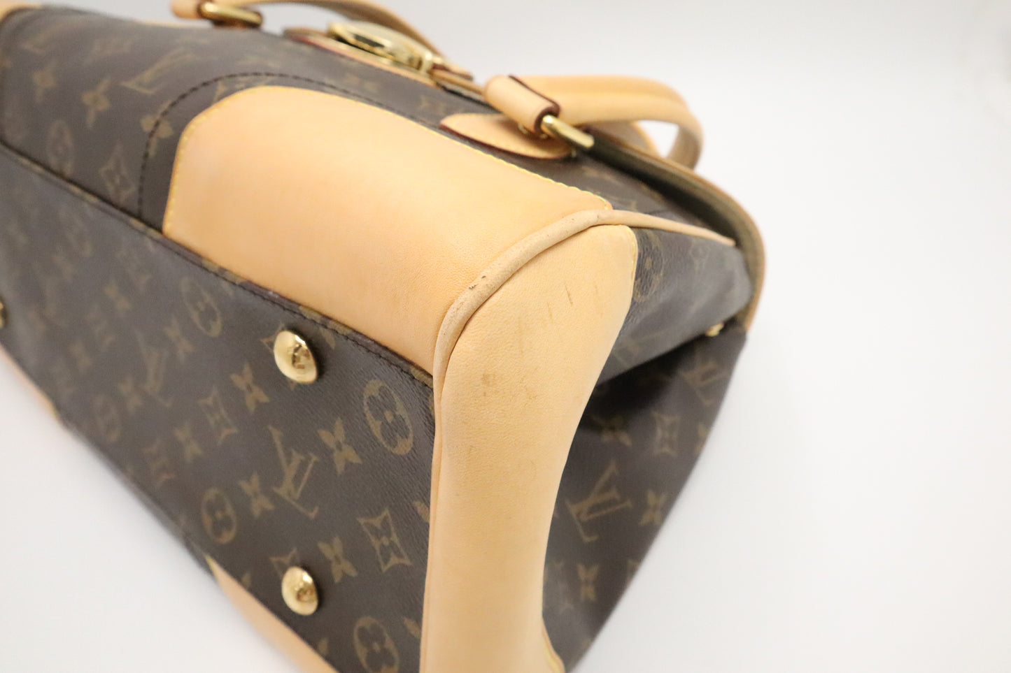 Louis Vuitton Beverly GM in Monogram Canvas