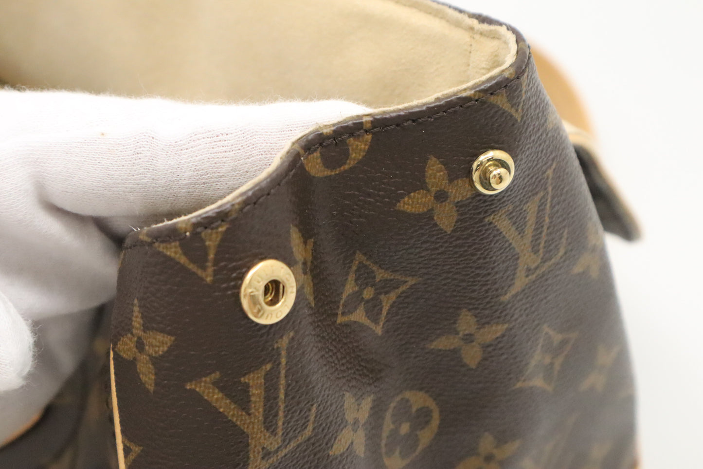 Louis Vuitton Beverly GM in Monogram Canvas