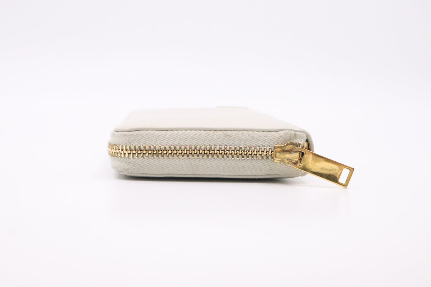 YSL Saint Laurent Long Zippy in Cream Leather