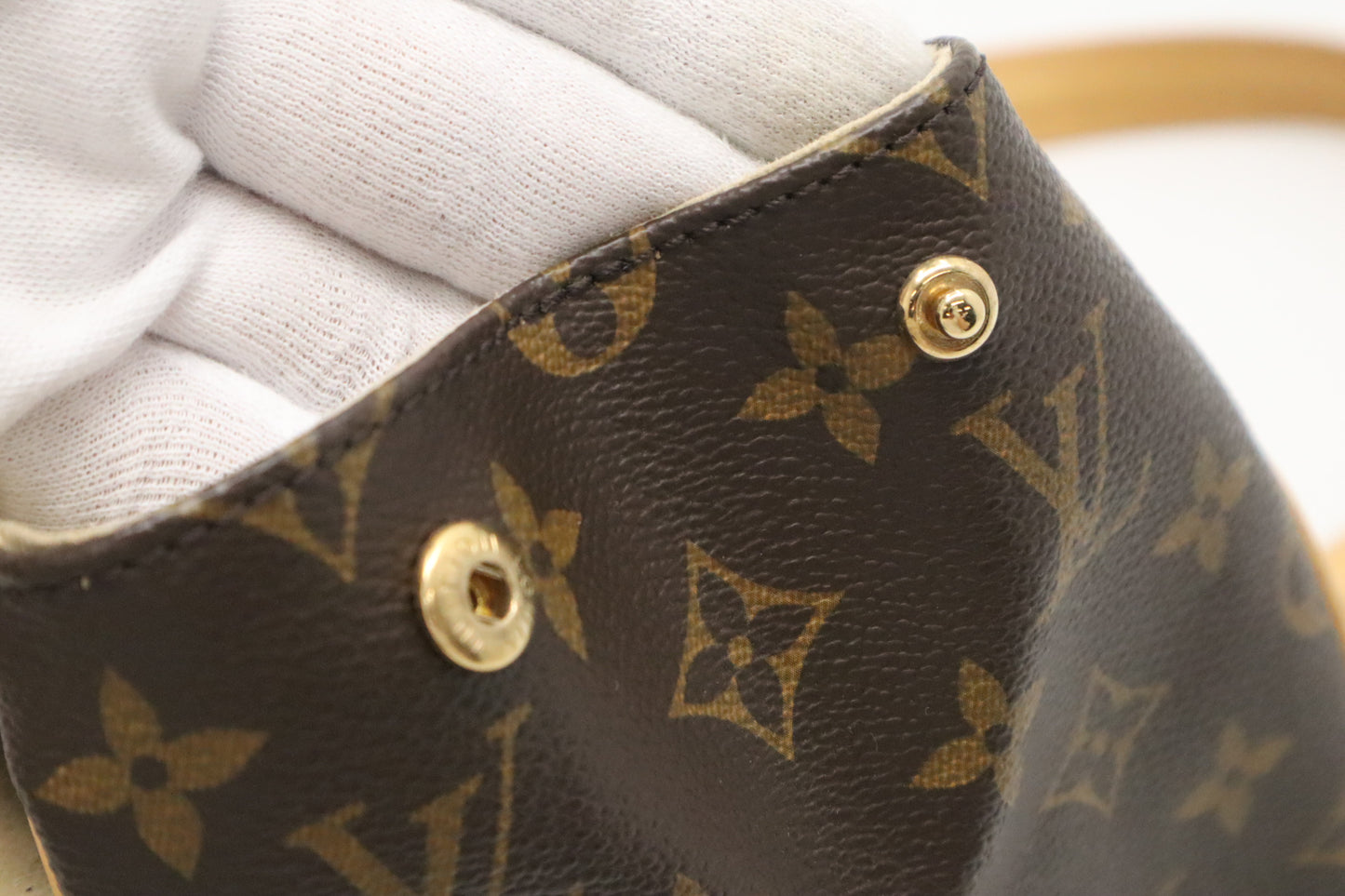 Louis Vuitton Beverly GM in Monogram Canvas