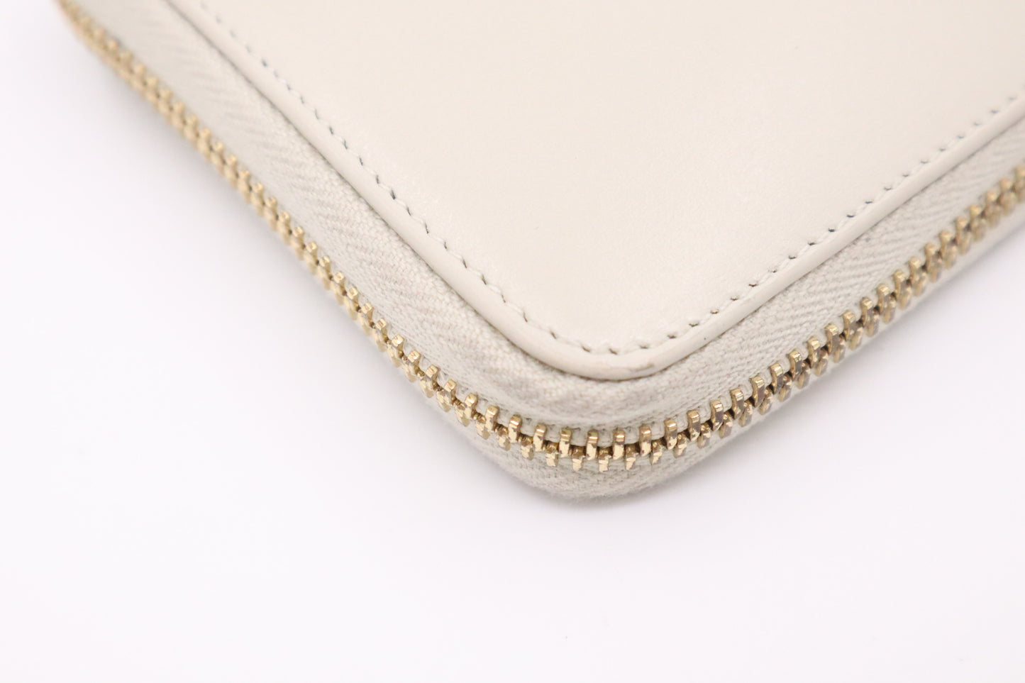 YSL Saint Laurent Long Zippy in Cream Leather