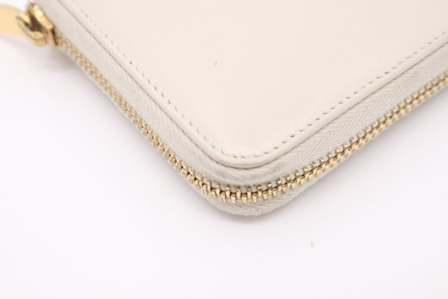 YSL Saint Laurent Long Zippy in Cream Leather
