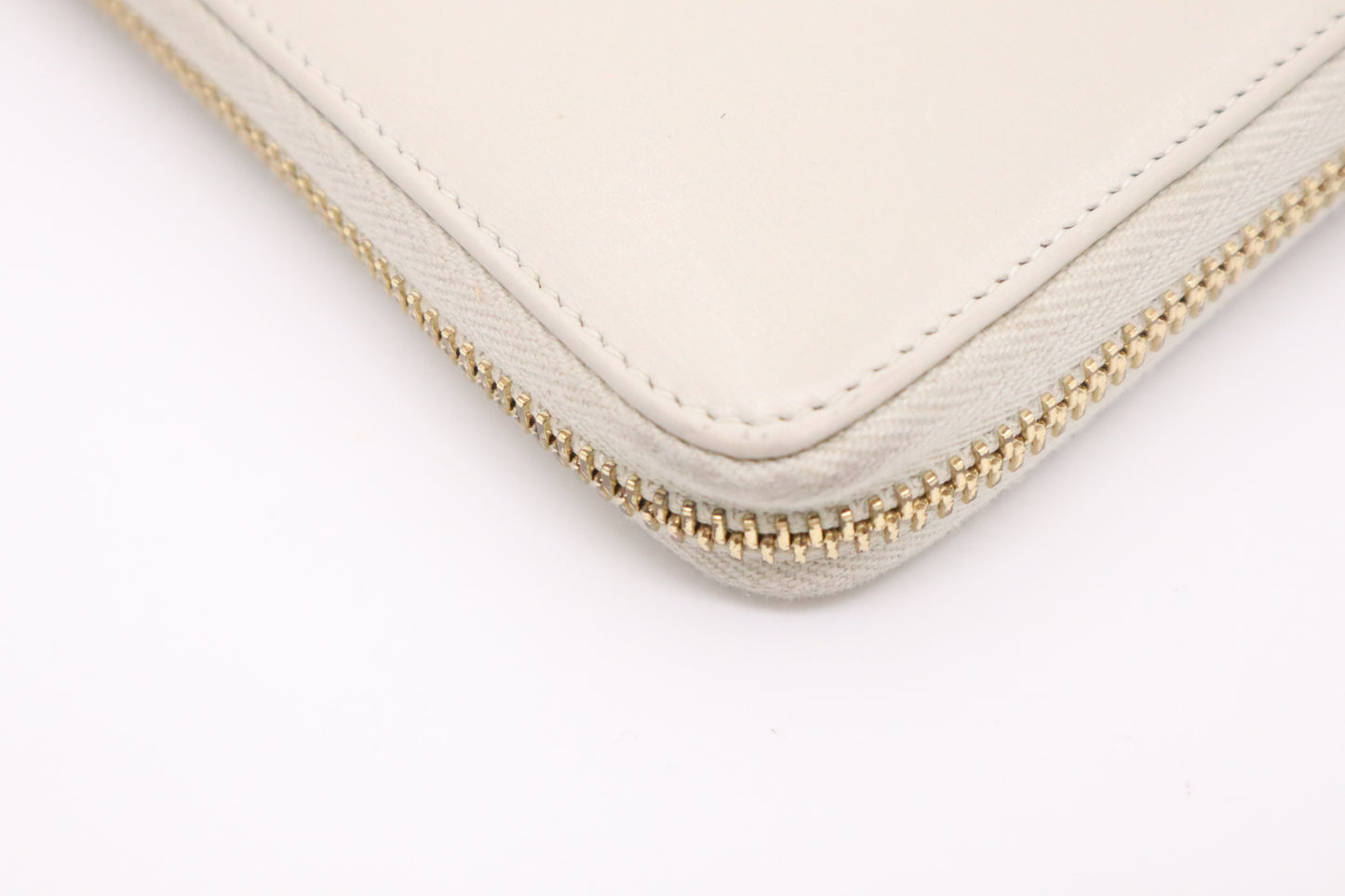 YSL Saint Laurent Long Zippy in Cream Leather