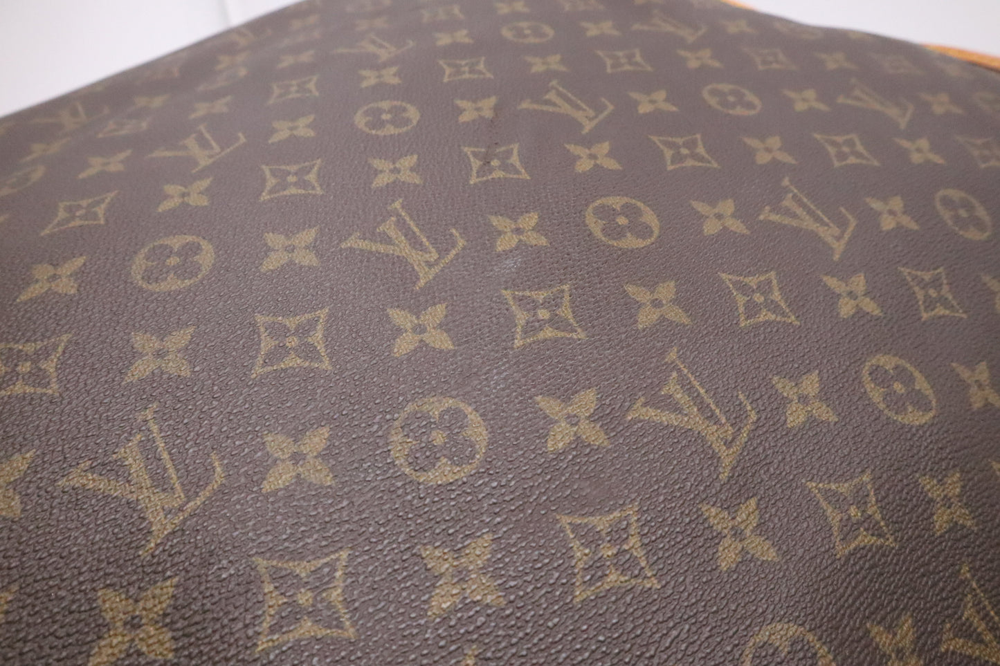 Louis Vuitton Portable Bandouliere in Monogram Canvas