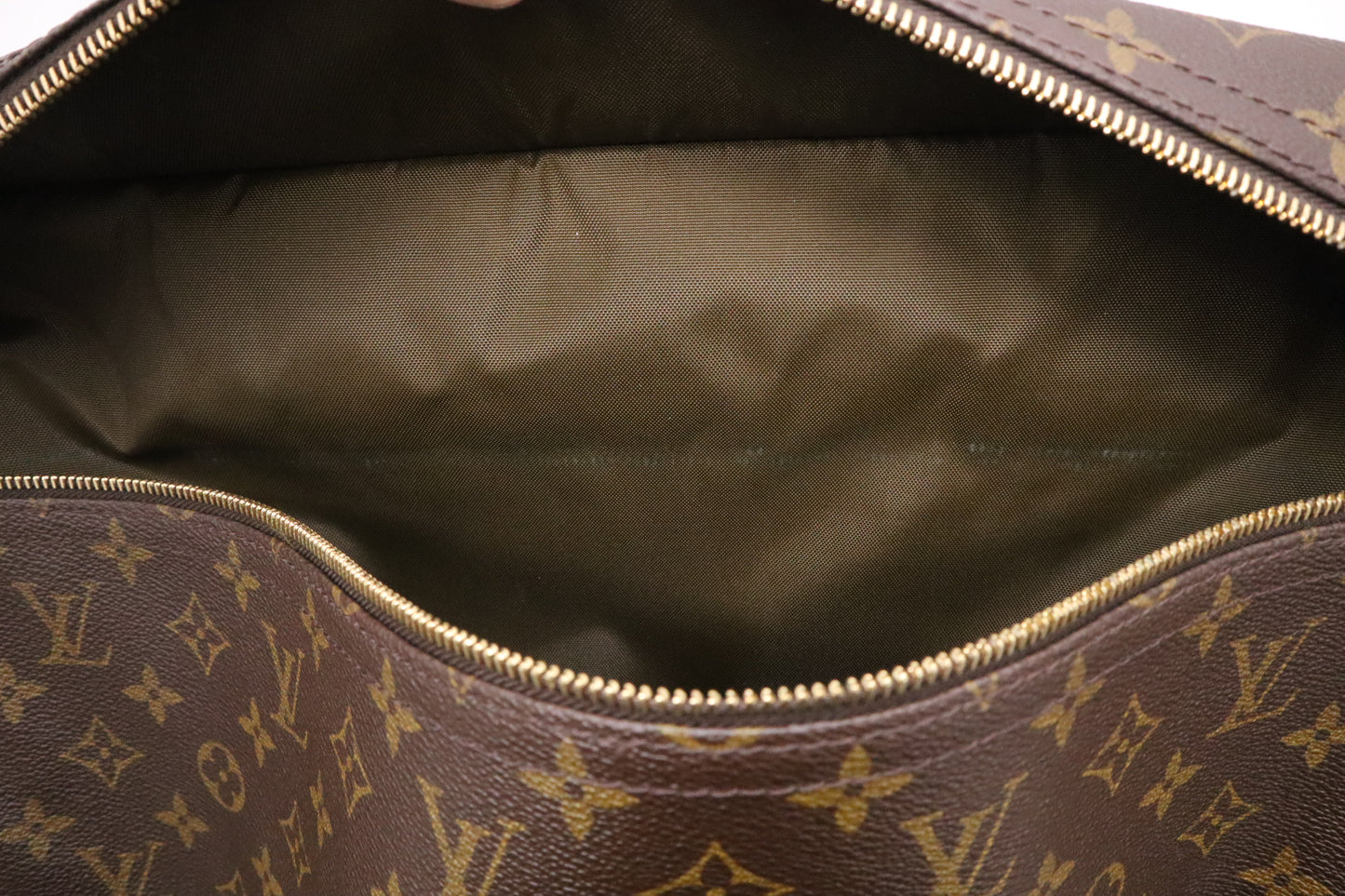 Louis Vuitton Portable Bandouliere in Monogram Canvas