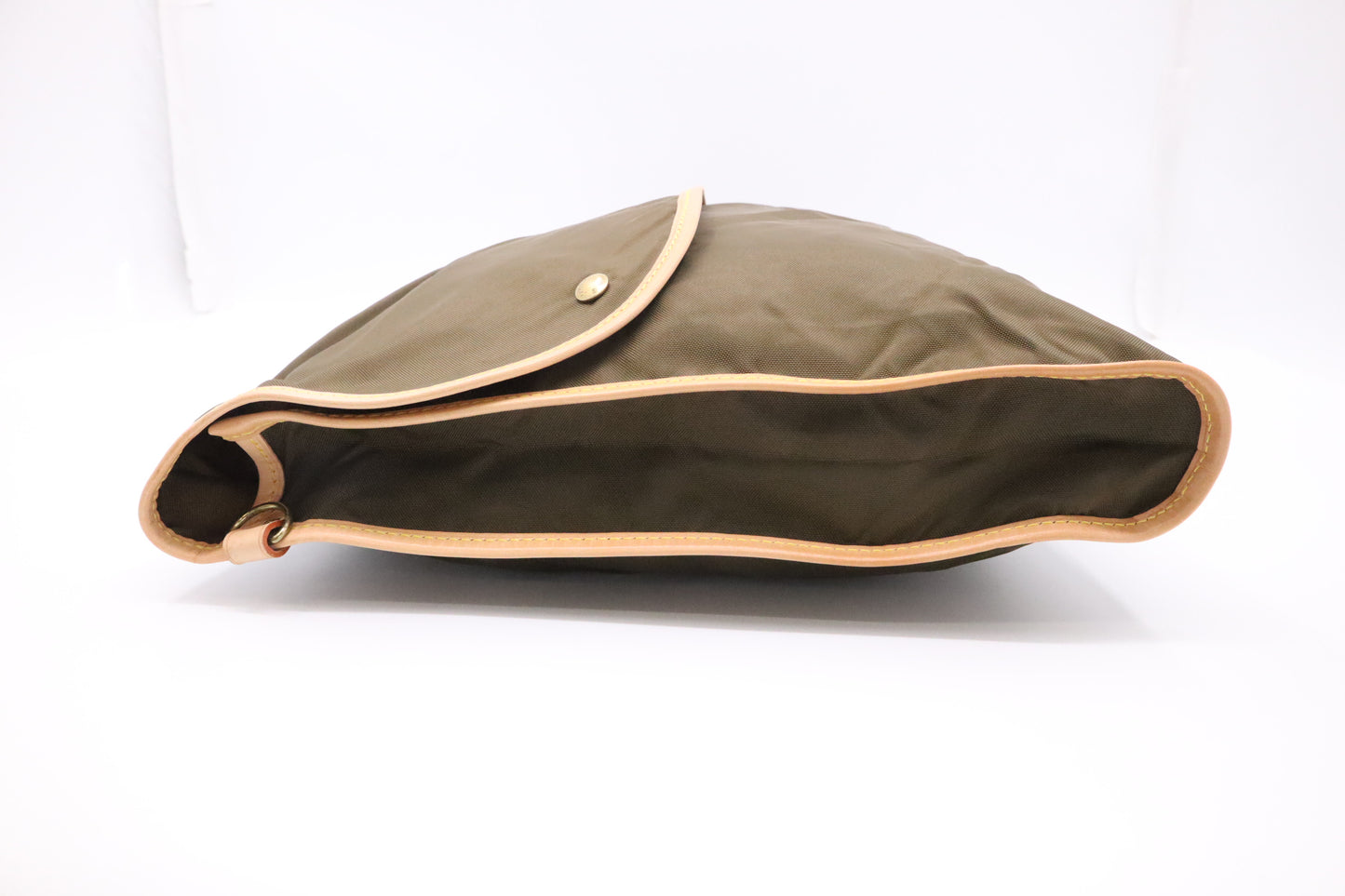 Louis Vuitton Portable Bandouliere in Monogram Canvas