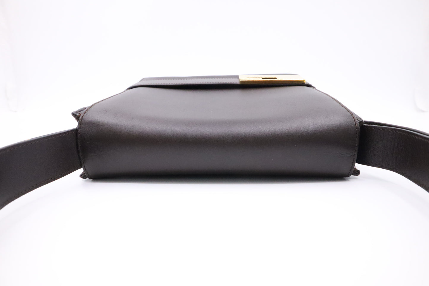 Gucci Shoulder Bag in Brown Leather