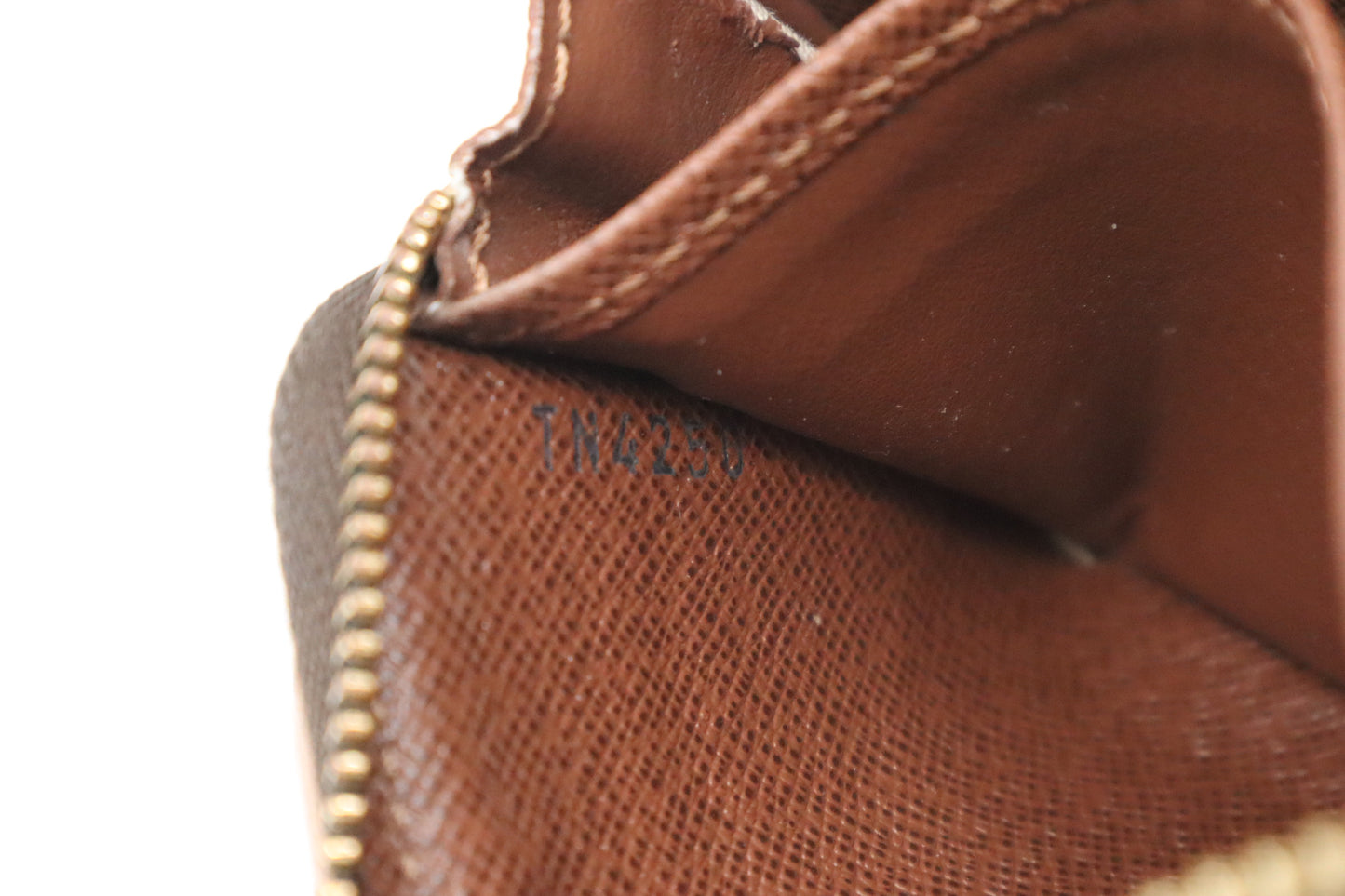 Louis Vuitton Compact Zippy in Monogram Canvas