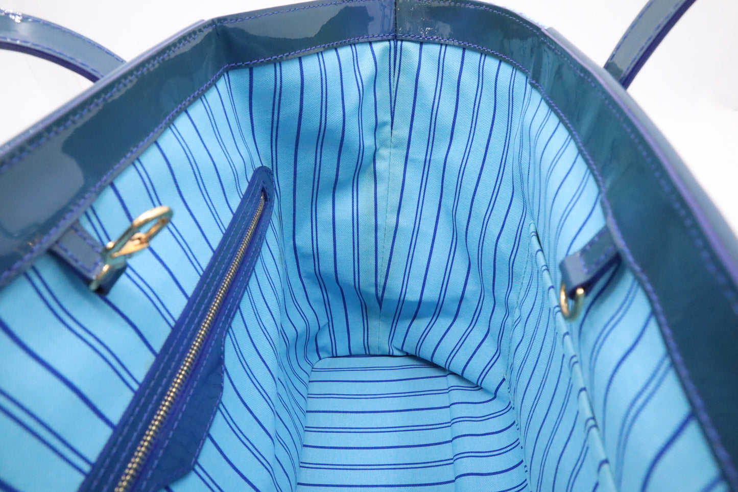 Louis Vuitton Cosmic Blossom Tote in Blue Vinyl Canvas