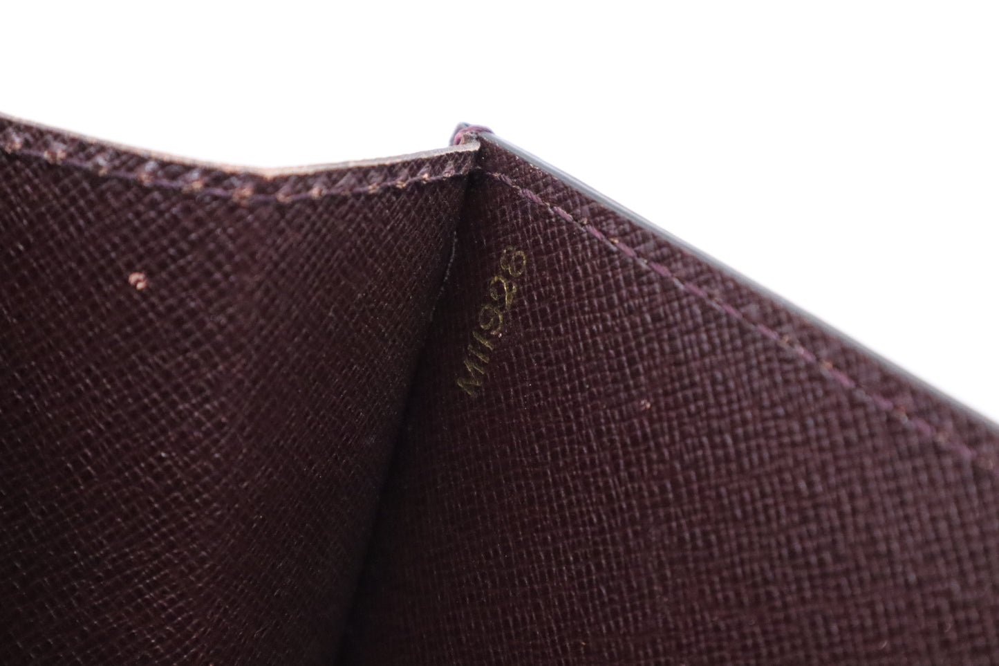 Louis Vuitton Serviette Moskova in Purple Taiga Leather