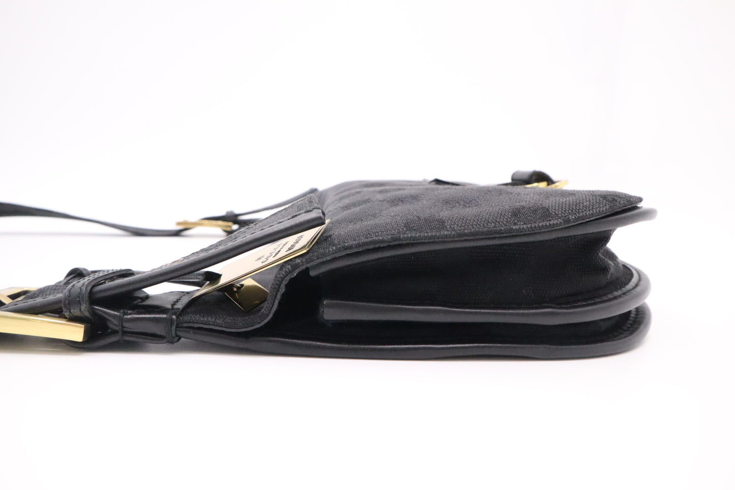 Gucci Shoulder Bag in Black GG Canvas