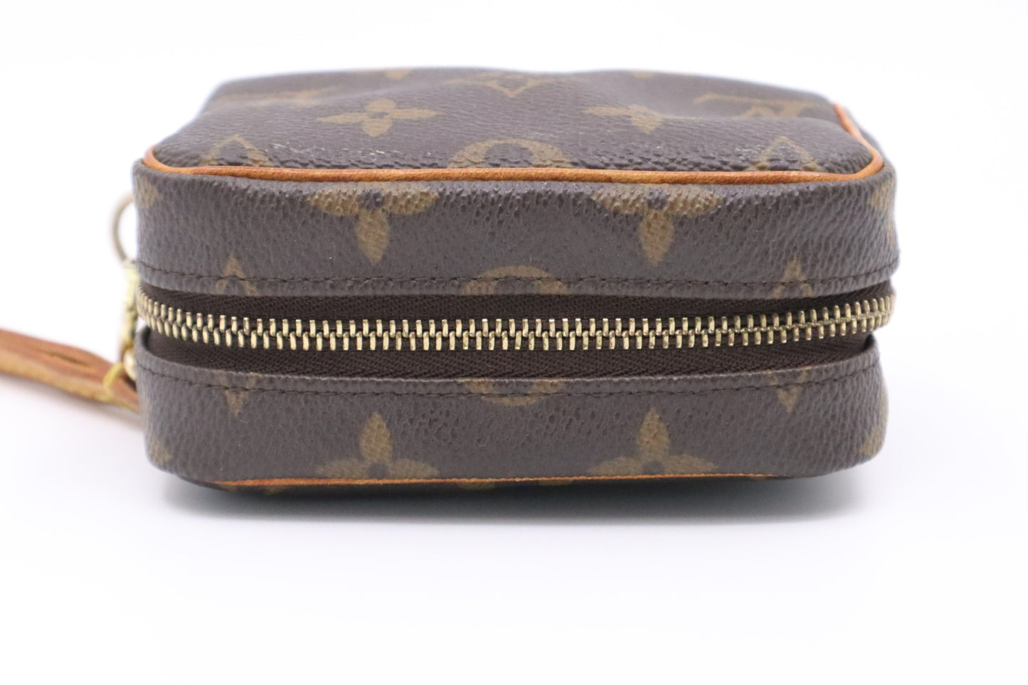 Louis Vuitton Wapiti in Monogram Canvas