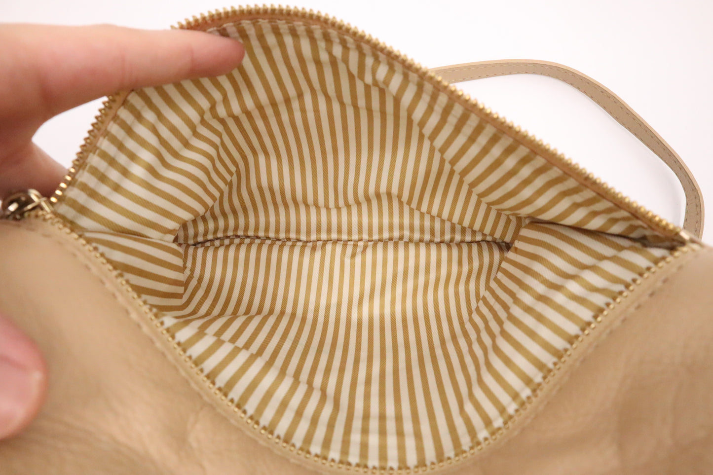 Kate Spade Cobble Hill Ellen Crossbody in Beige Leather