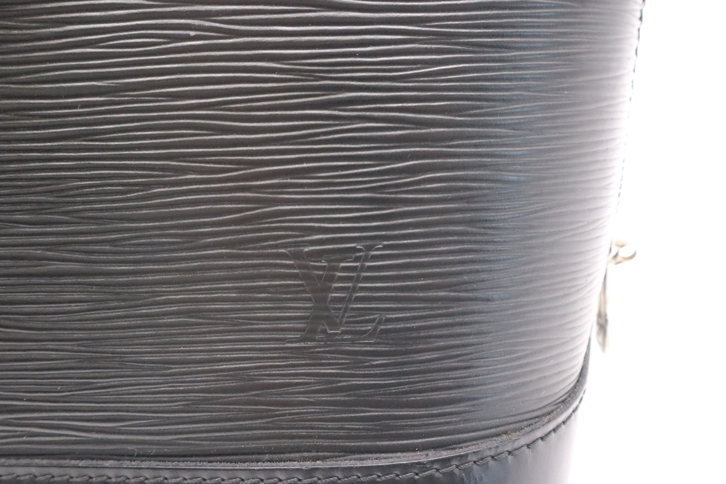 Louis Vuitton Alma in Black Epi Leather