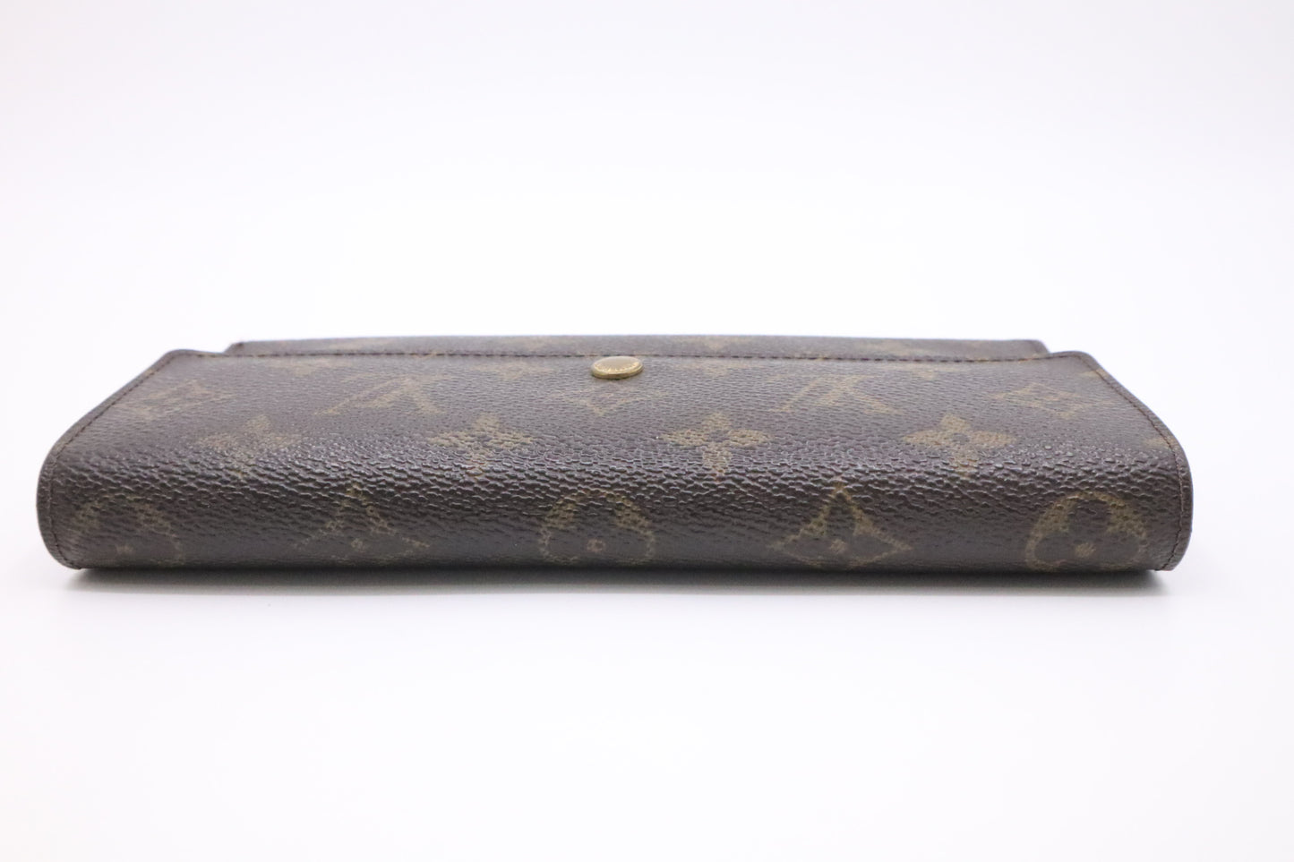 Louis Vuitton international Wallet in Monogram Canvas