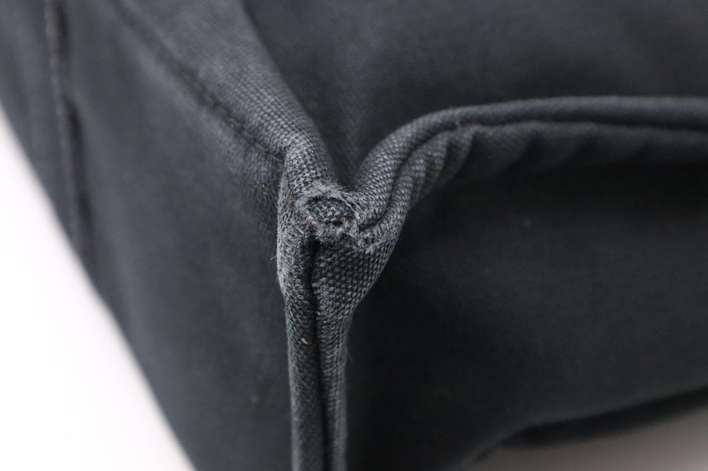 Hermes Fourre Tout MM in Black Canvas