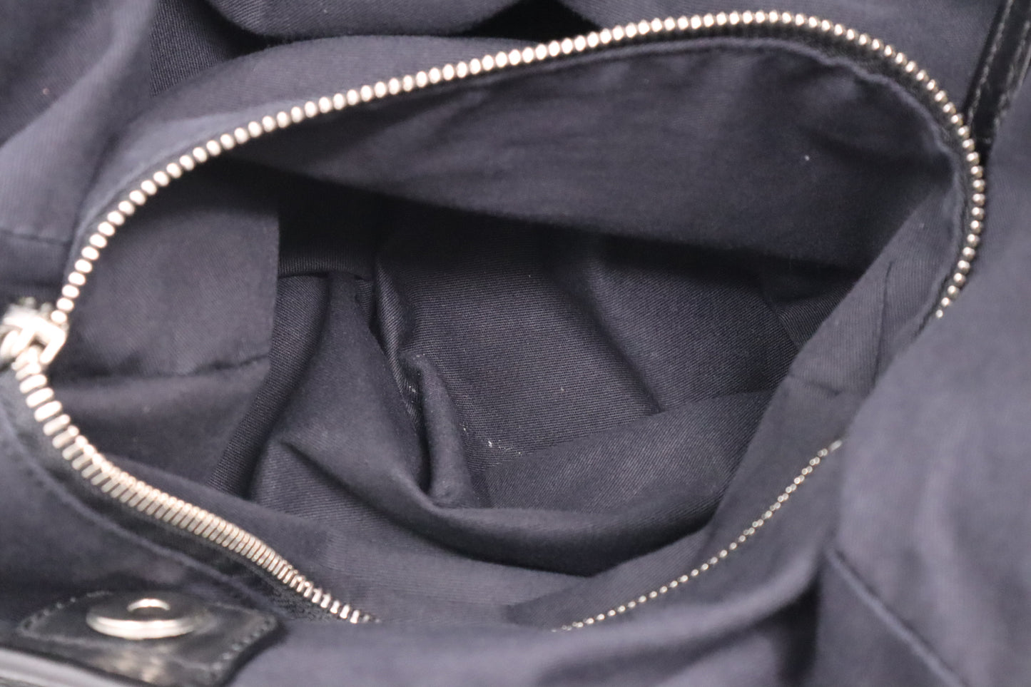 Givenchy Sacca Shoulder Bag in Black Leather