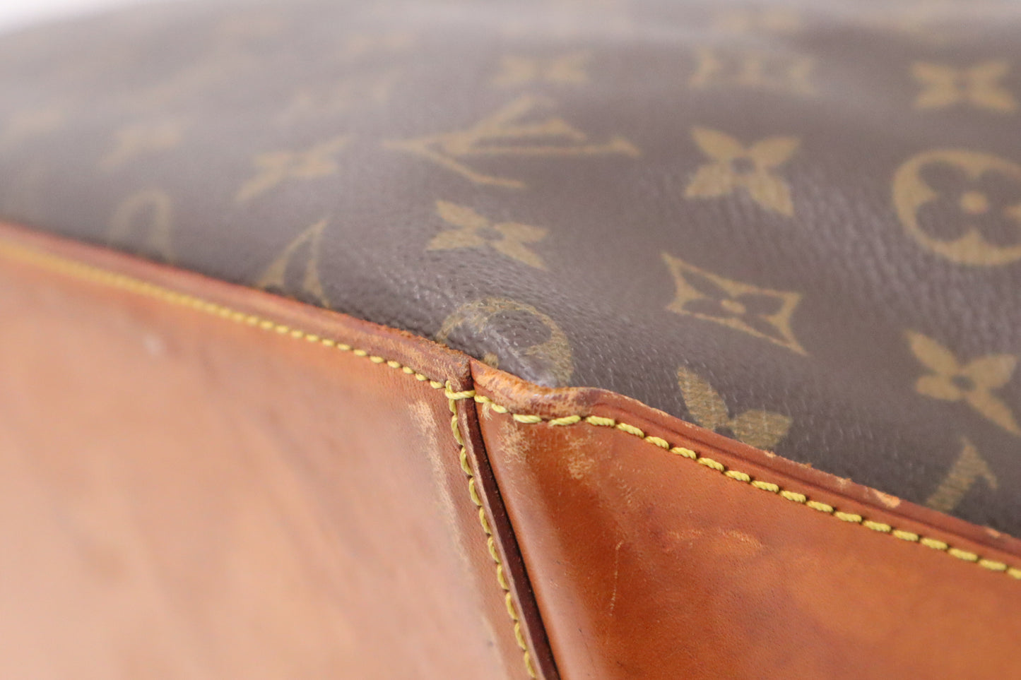 Louis Vuitton Cabas Mezzo in Monogram Canvas
