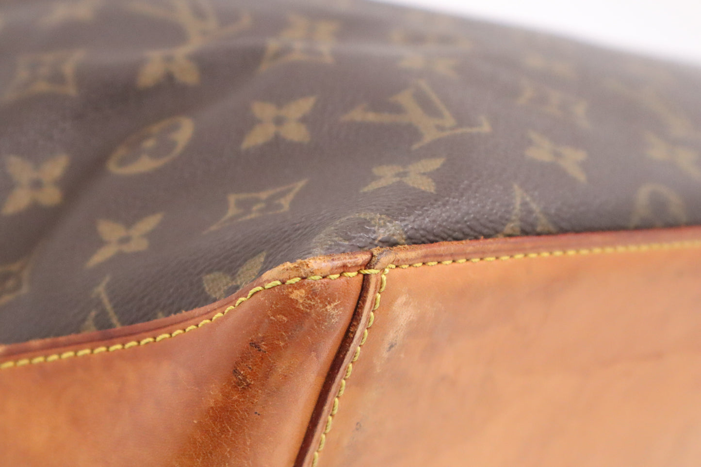 Louis Vuitton Cabas Mezzo in Monogram Canvas