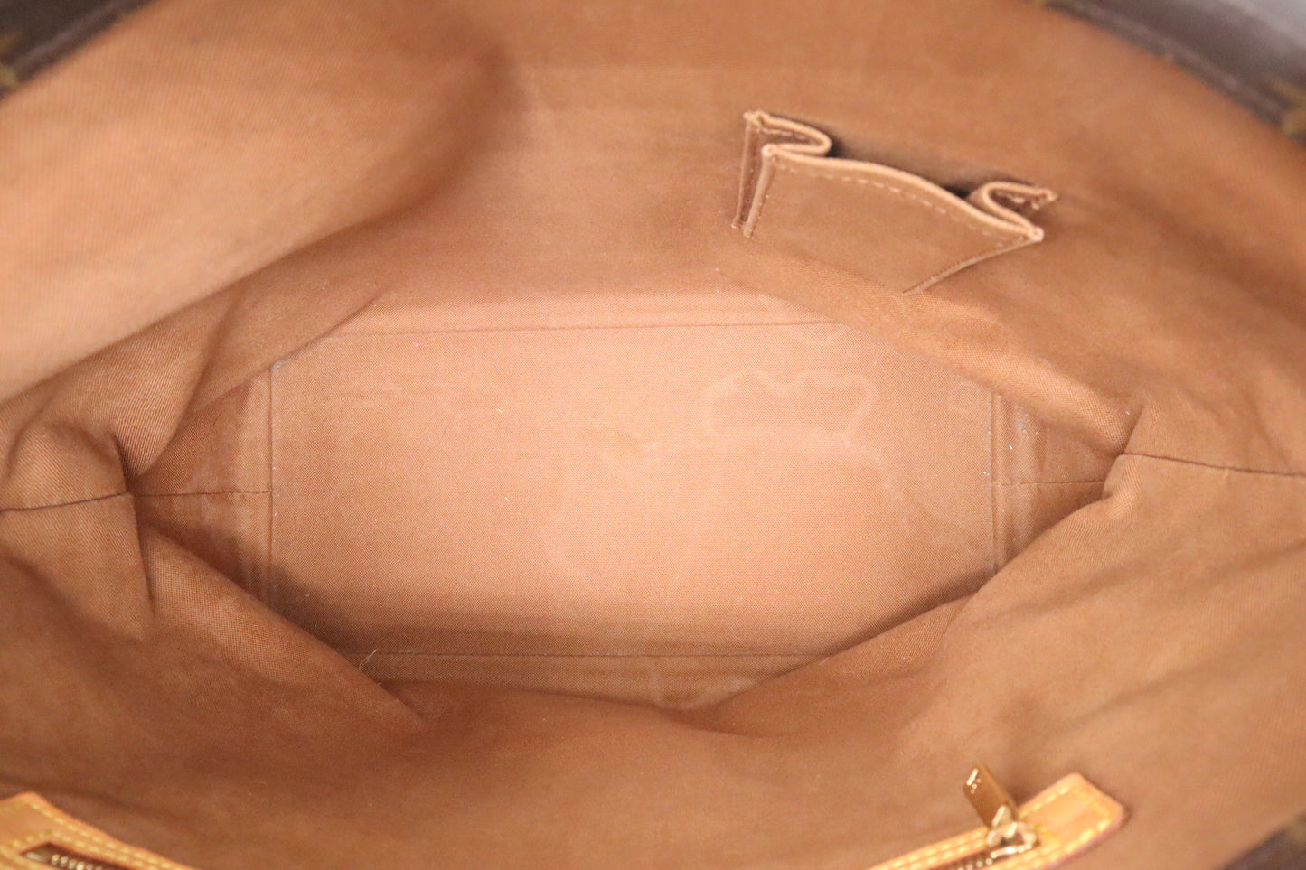 Louis Vuitton Cabas Mezzo in Monogram Canvas