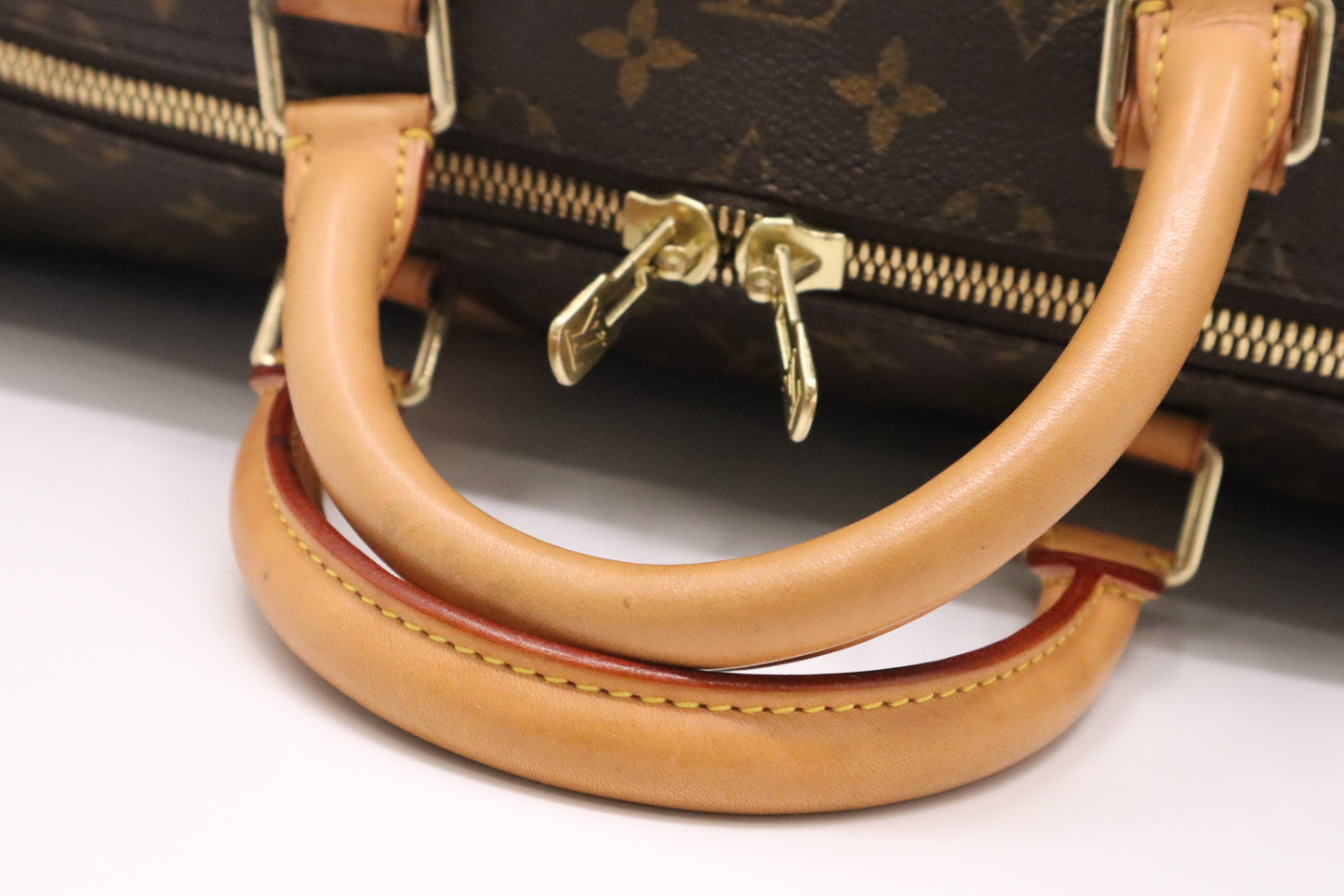 Louis Vuitton Keepall 55 in Monogram Canvas