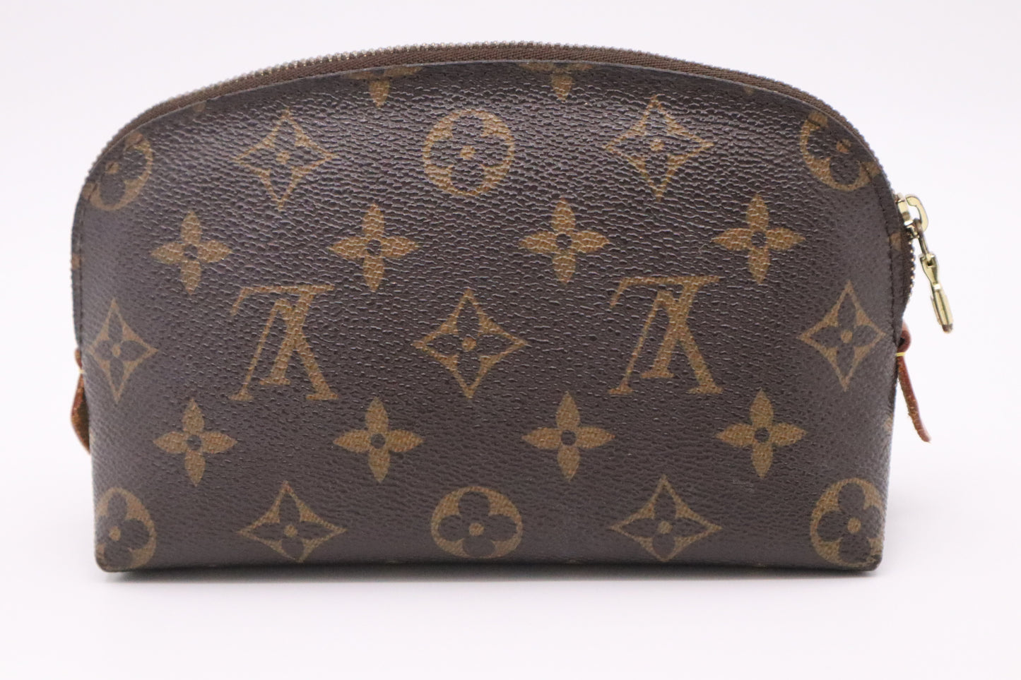 Louis Vuitton Pochette Cosmetics PM in Monogram Canvas