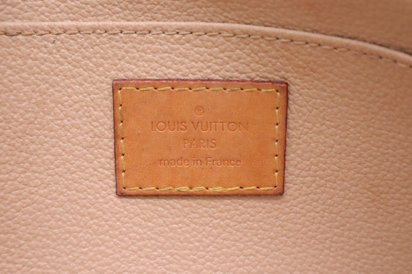 Louis Vuitton Pochette Cosmetics PM in Monogram Canvas