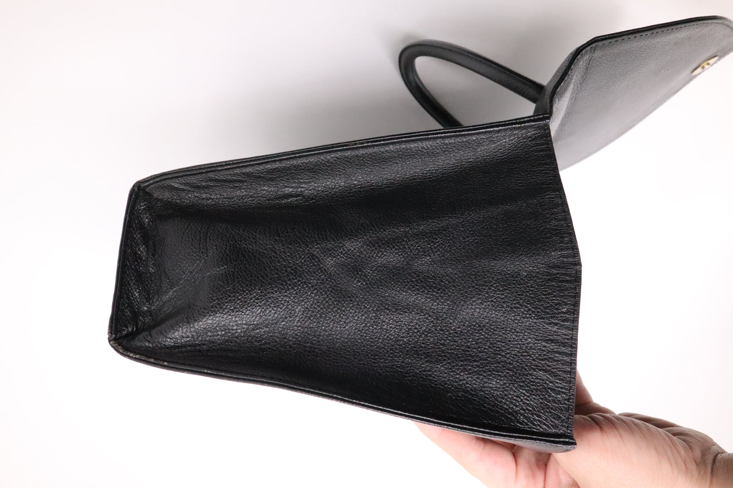 YSL Saint Laurent Handbag in Black Leather