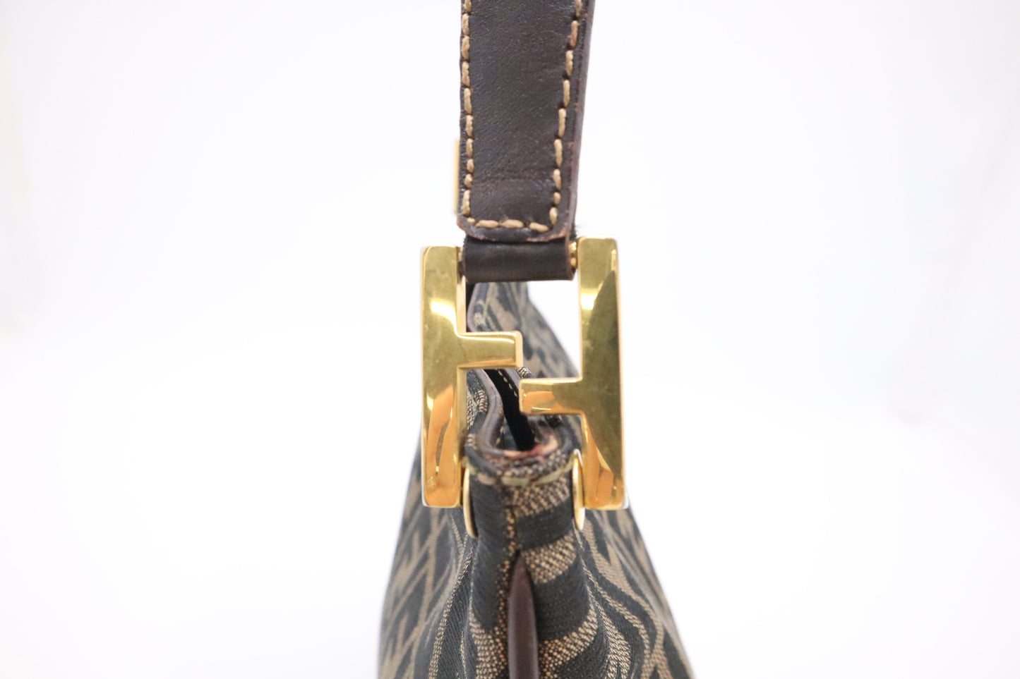 Fendi Shoulder Bag in Zucca Canvas