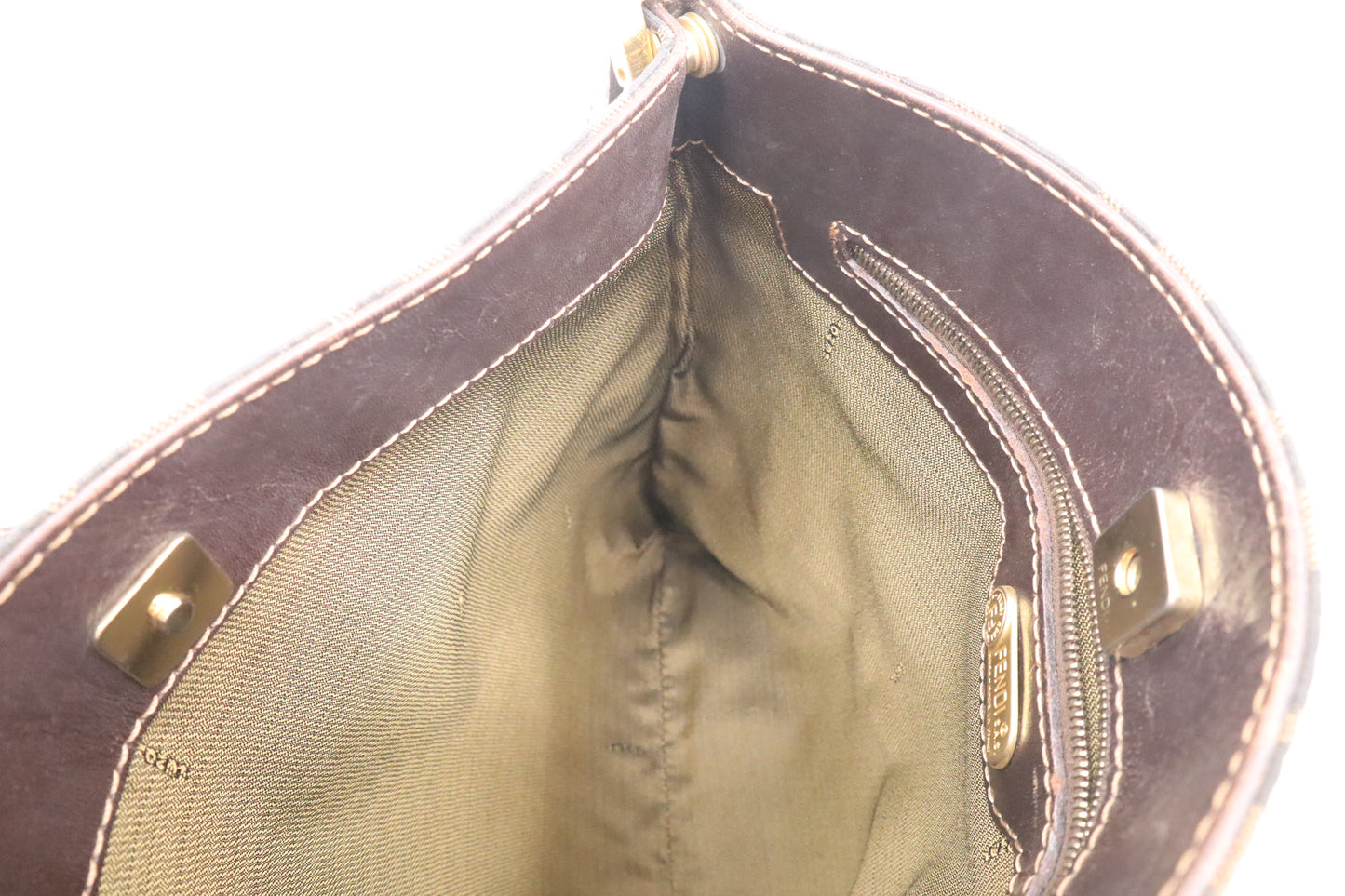 Fendi Shoulder Bag in Zucca Canvas