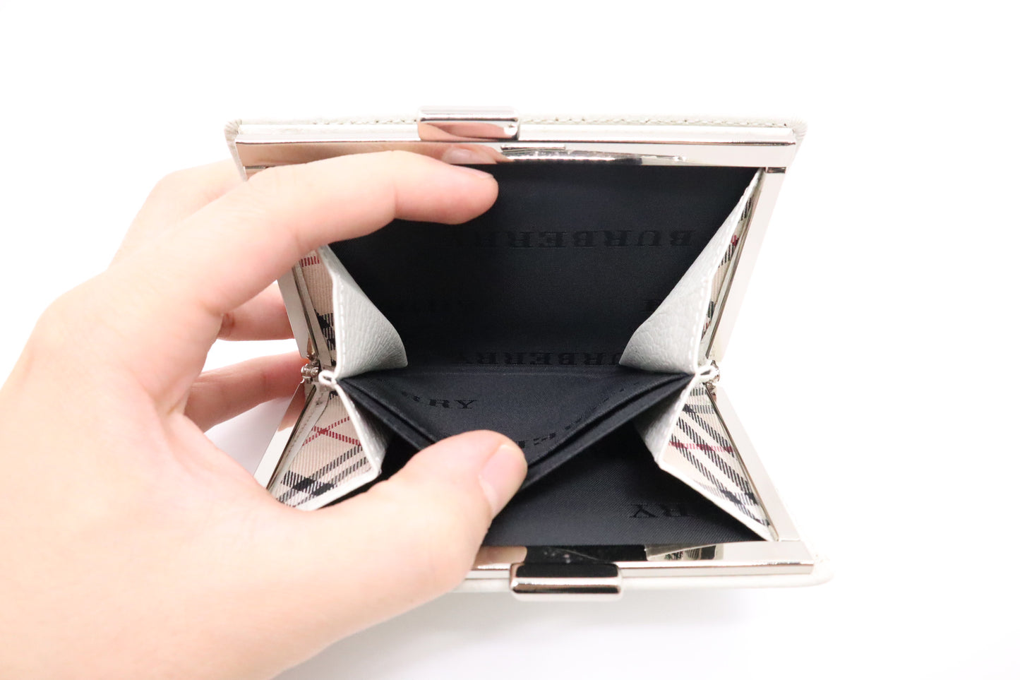 Burberry Compact Wallet in White Leather