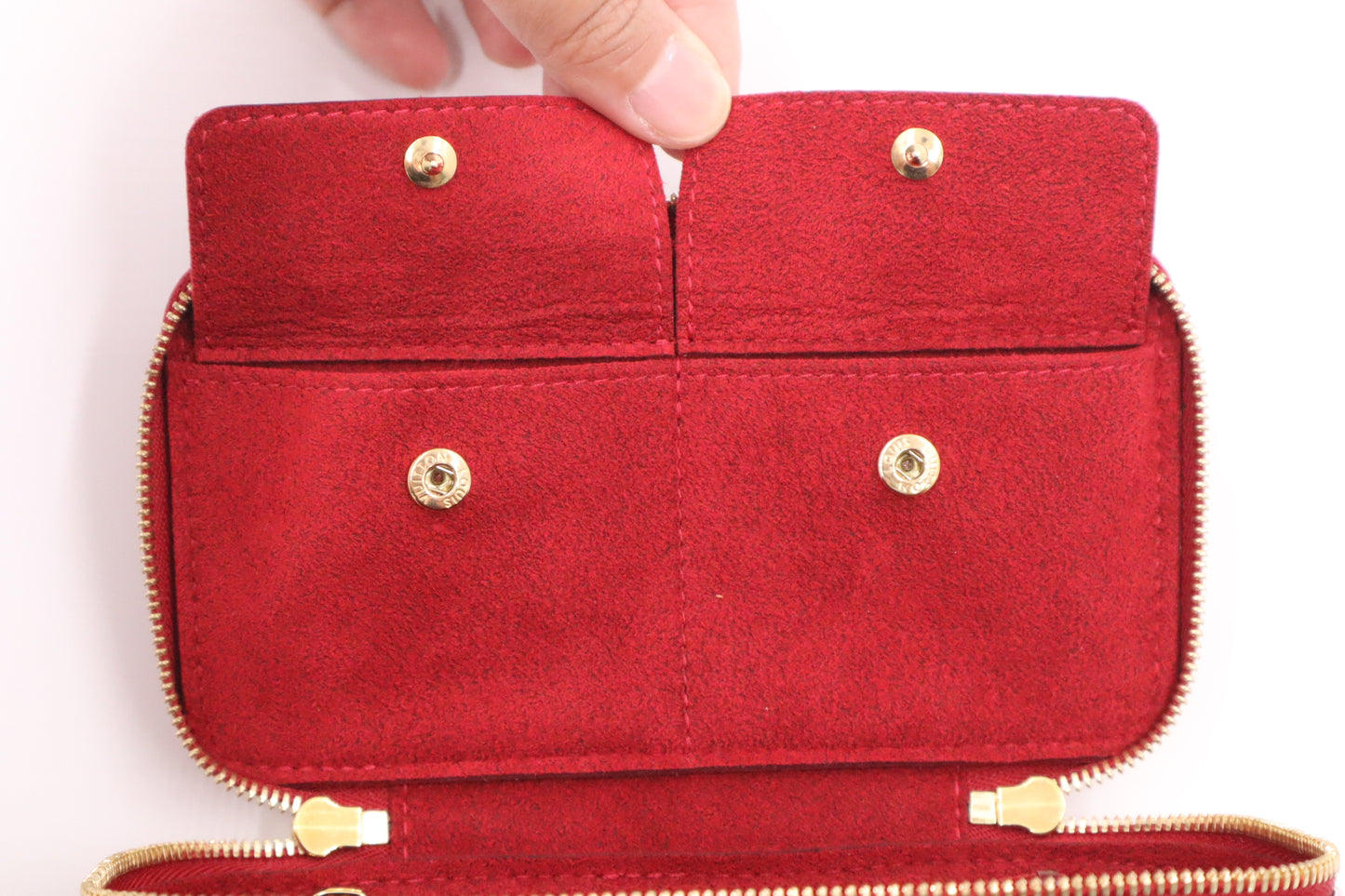 Louis Vuitton Vanity Case in Pomme D'Amour Vernis Leather