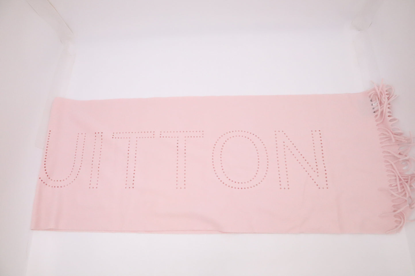 Louis Vuitton Perforated Scarf in Pink Cashmere