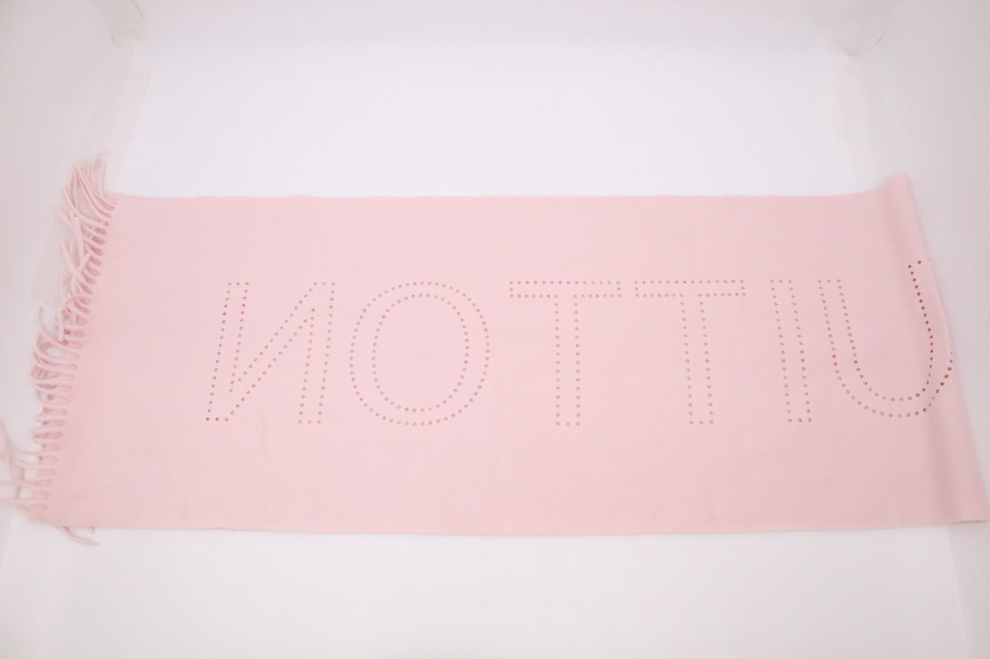 Louis Vuitton Perforated Scarf in Pink Cashmere