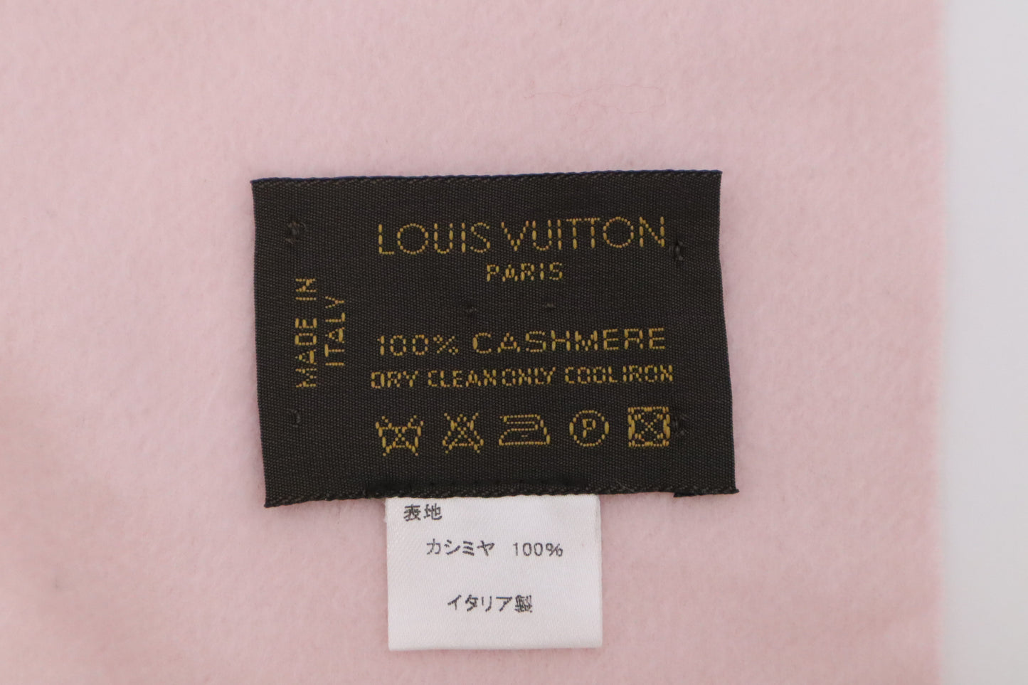 Louis Vuitton Perforated Scarf in Pink Cashmere