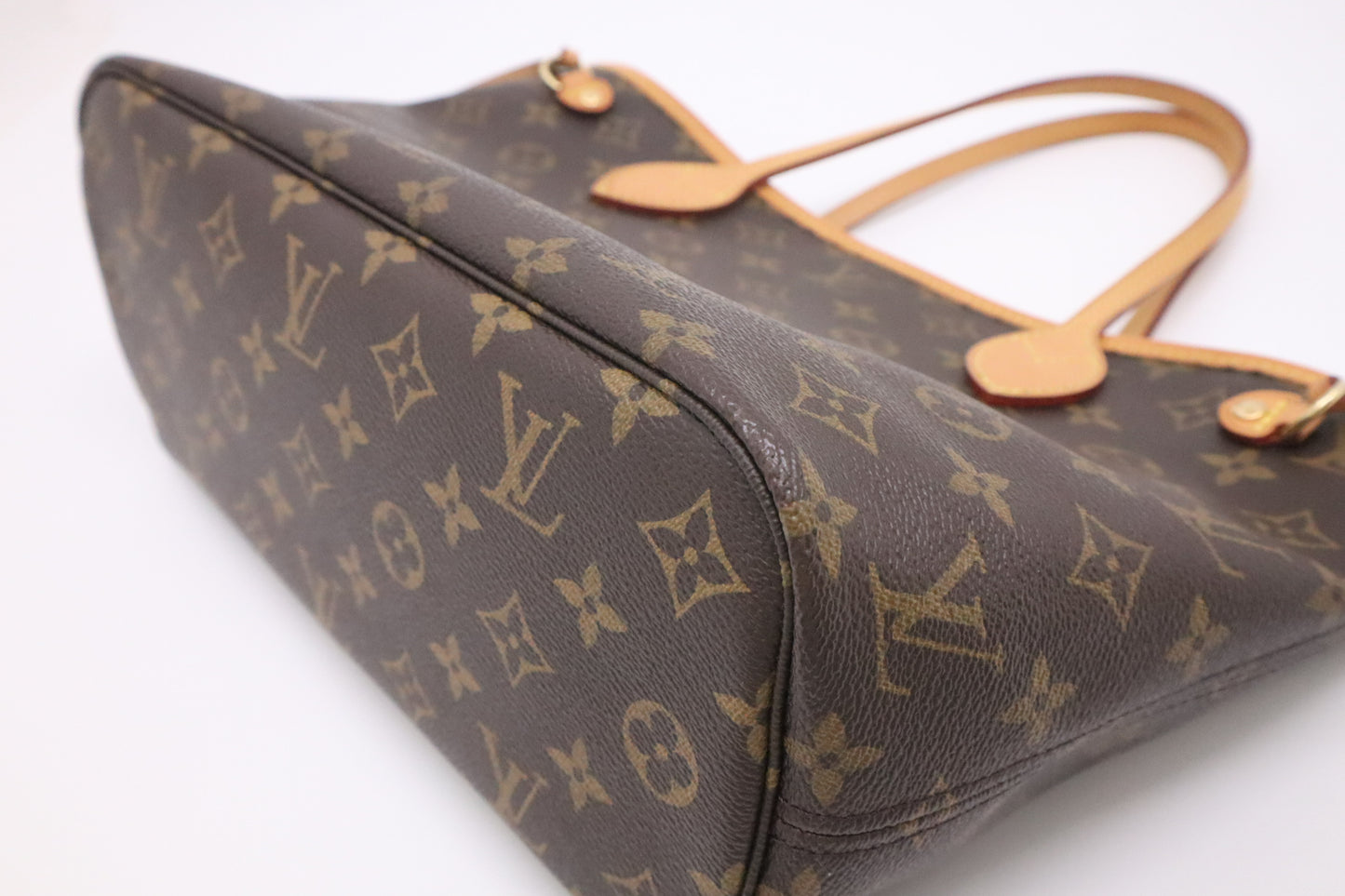 Louis Vuitton Neverfull PM in Monogram Canvas