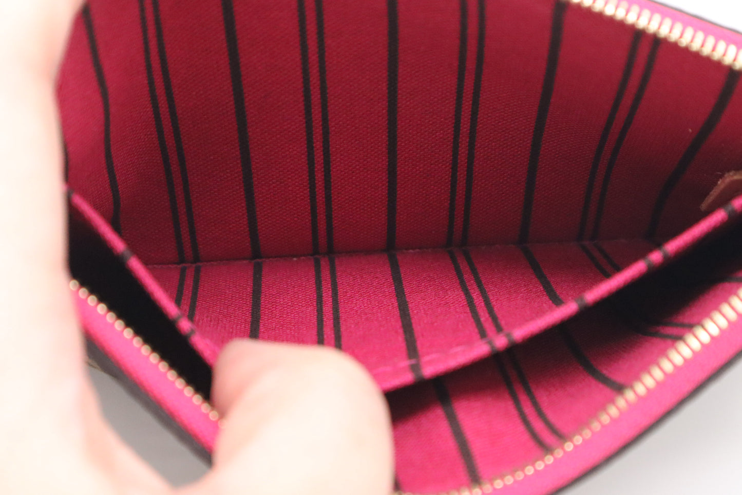 Louis Vuitton Neverfull PM in Monogram Canvas
