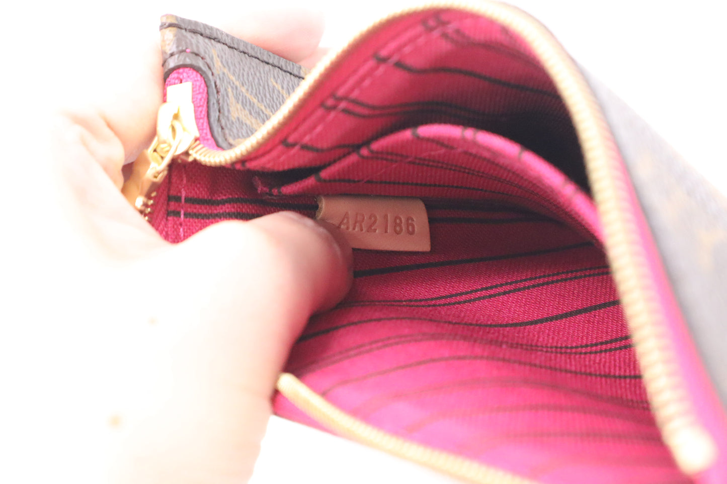 Louis Vuitton Neverfull PM in Monogram Canvas