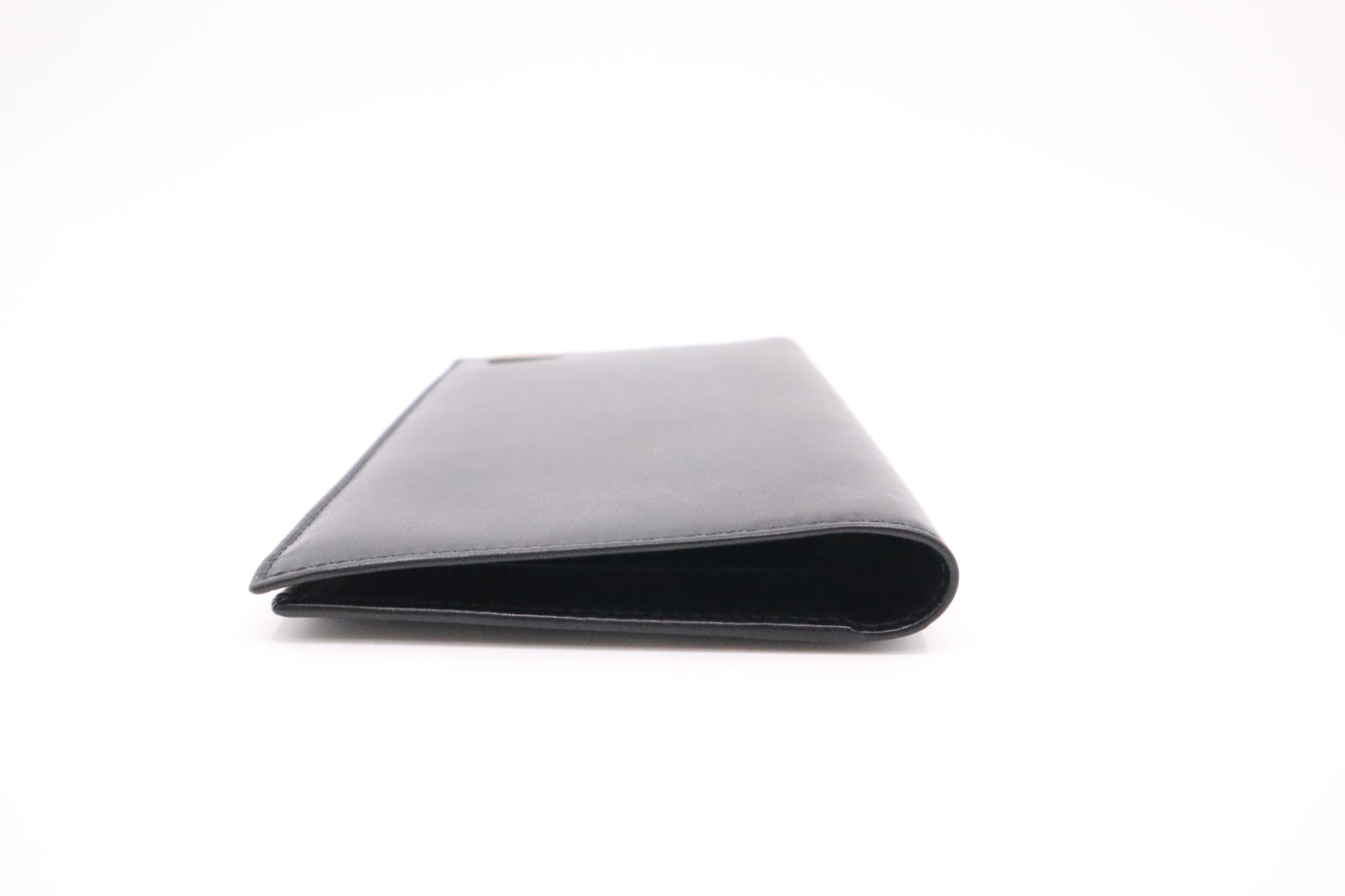 Gucci Bi-fold Wallet in Black Leather